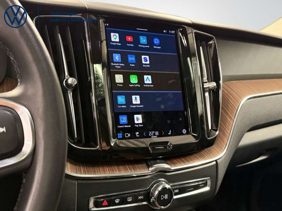 2022 Volvo XC60 B6 Momentum AWD thumb 10