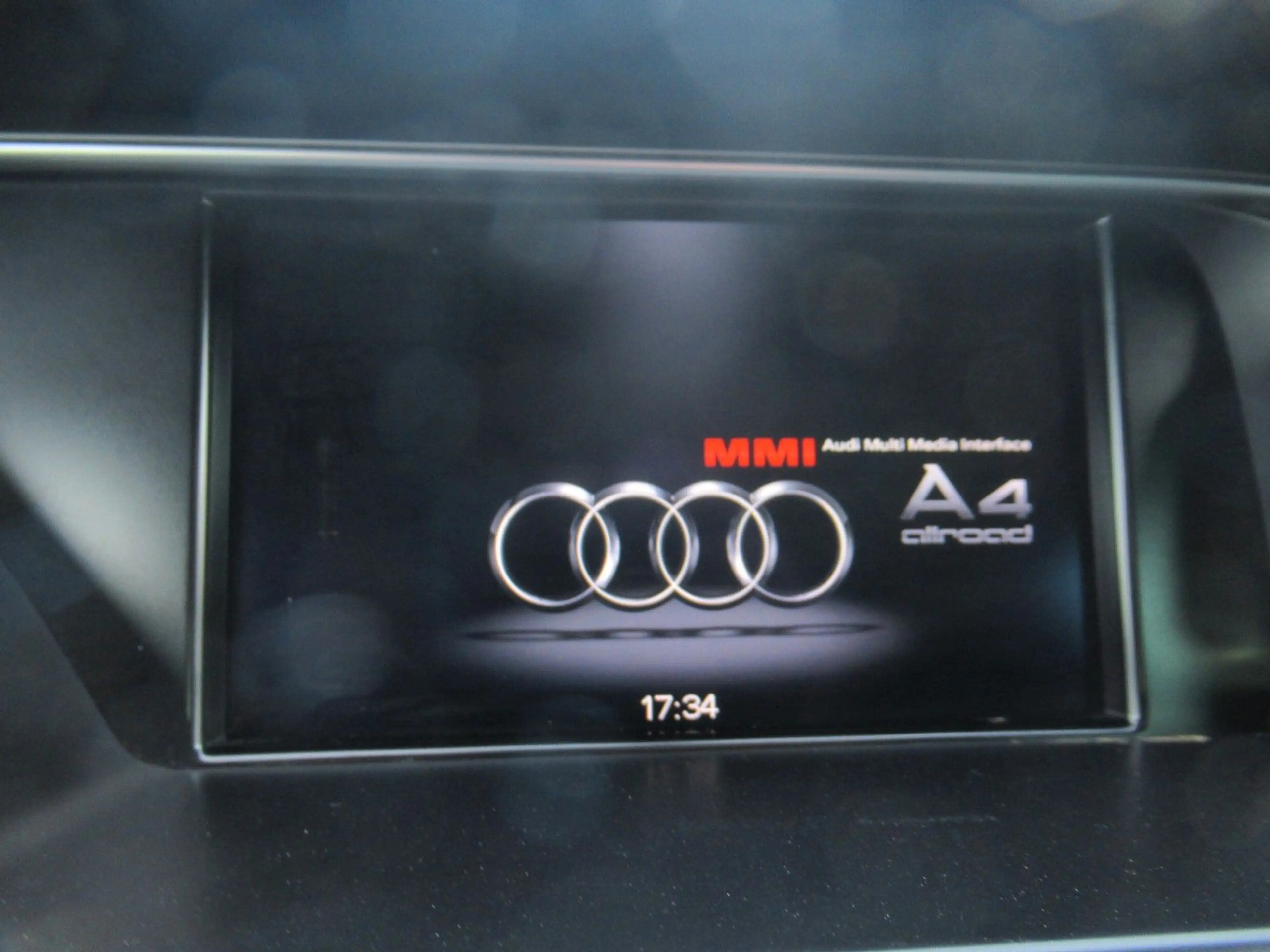 Audi A4 allroad quattro 2.0 TDI — photo 15