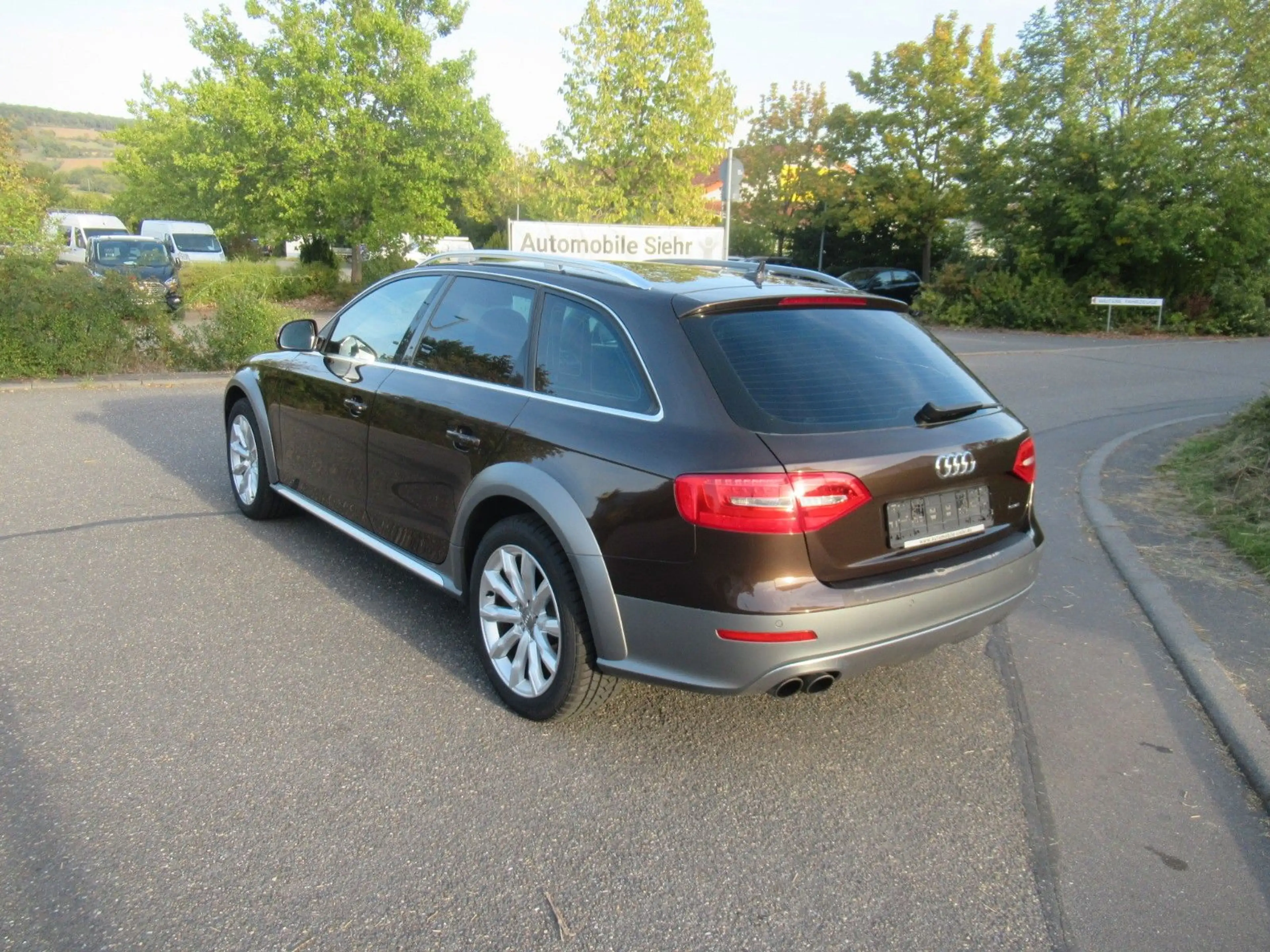 Audi A4 allroad quattro 2.0 TDI — photo 4