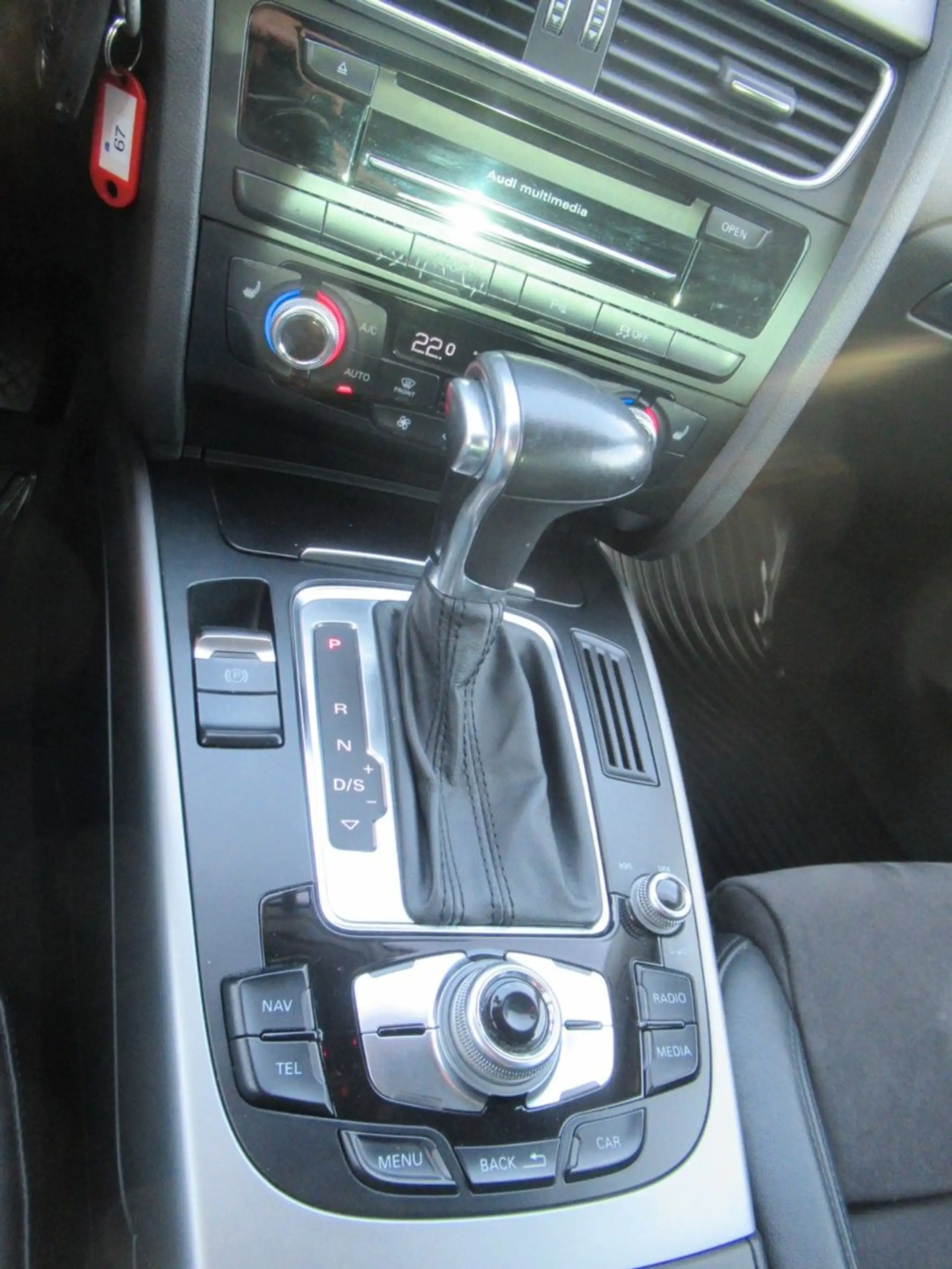 Audi A4 allroad quattro 2.0 TDI — photo 16