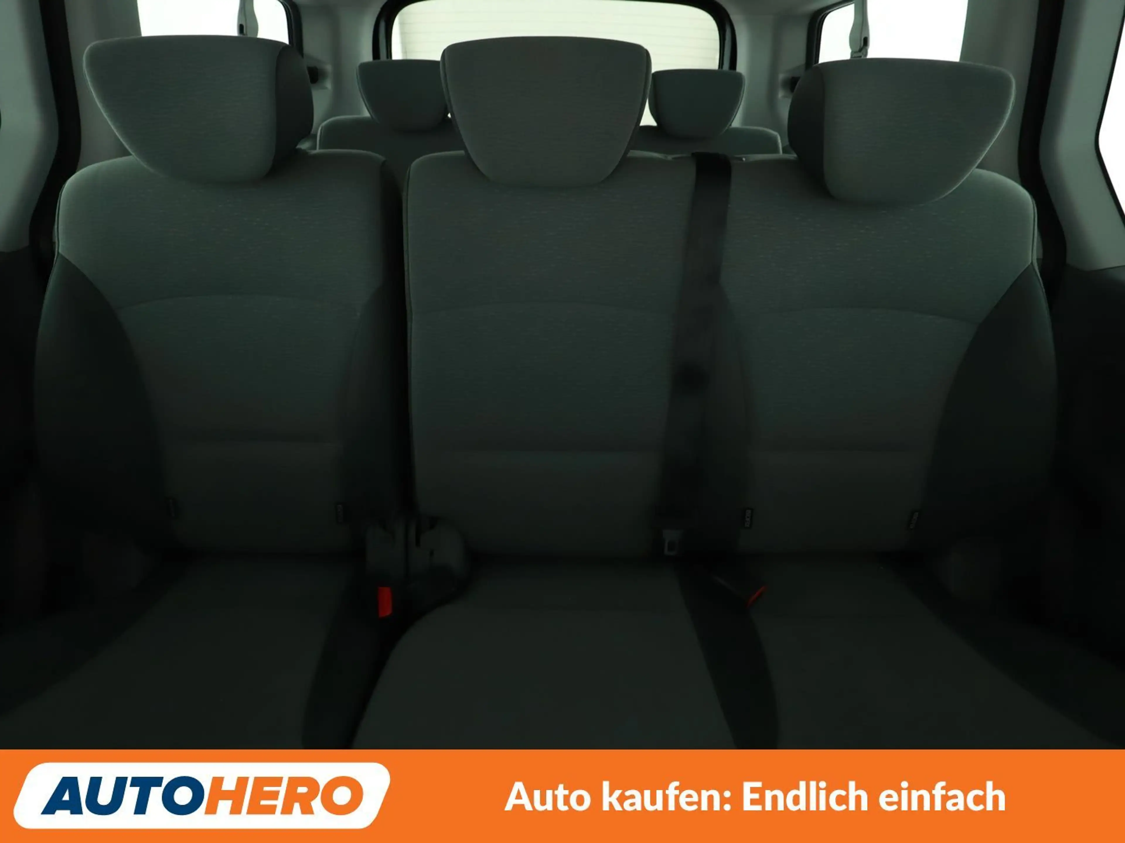 Hyundai H-1 2.5 CRDi Travel Family *NAVI*TEMPO*CAM*PDC* — photo 15