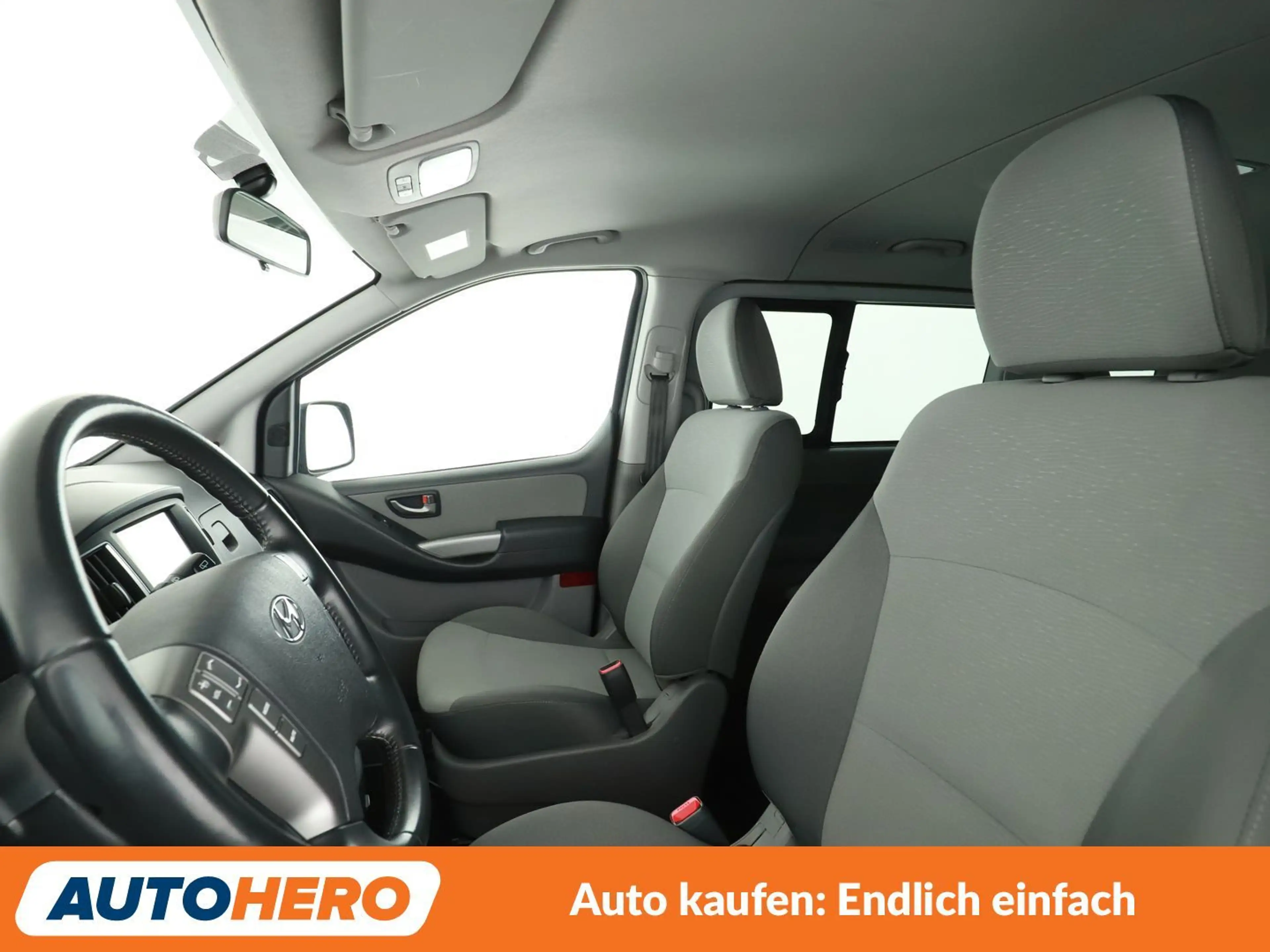 Hyundai H-1 2.5 CRDi Travel Family *NAVI*TEMPO*CAM*PDC* — photo 10