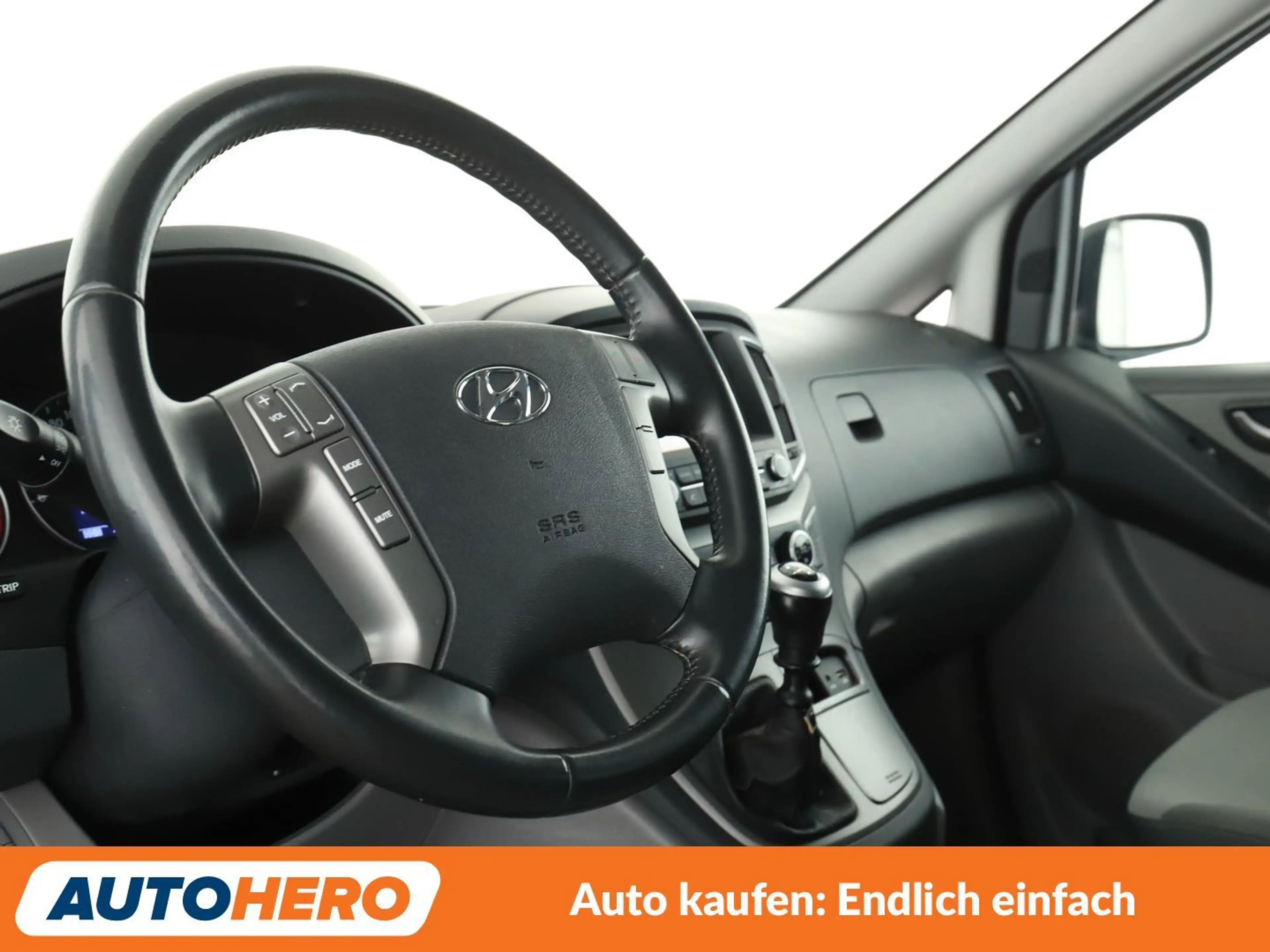 Hyundai H-1 2.5 CRDi Travel Family *NAVI*TEMPO*CAM*PDC* — photo 11