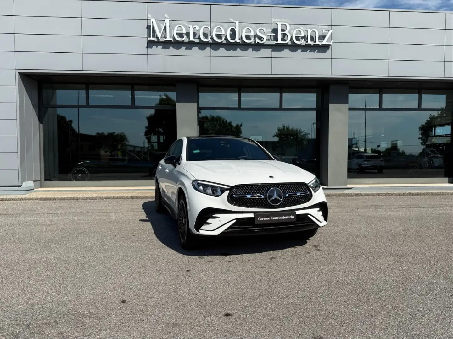 Mercedes-Benz GLC 300 de 4MATIC Plug-in hybrid Coupe Weiß - 1