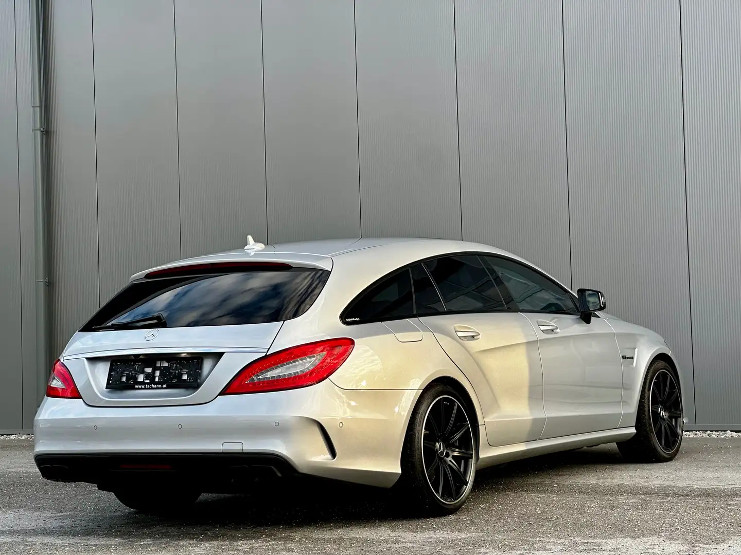 Mercedes-Benz CLS 63 AMG S 4Matic Aut.*CARBON*DRIVERSPACKAGE*RFK*ENTERTAIN* - 2