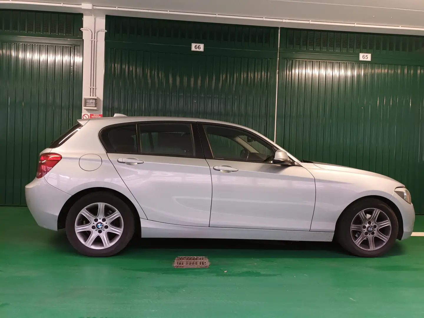 BMW 116 116d 5p Dynamic LE Argento - 1