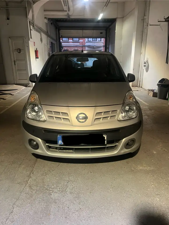 Nissan Pixo