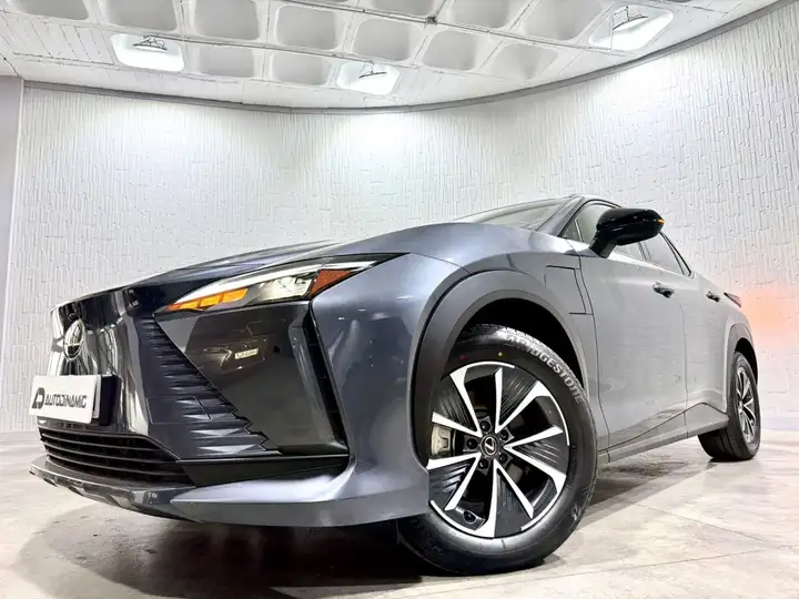 Lexus RZ 450e EXECUTIVE 2024, foto 31