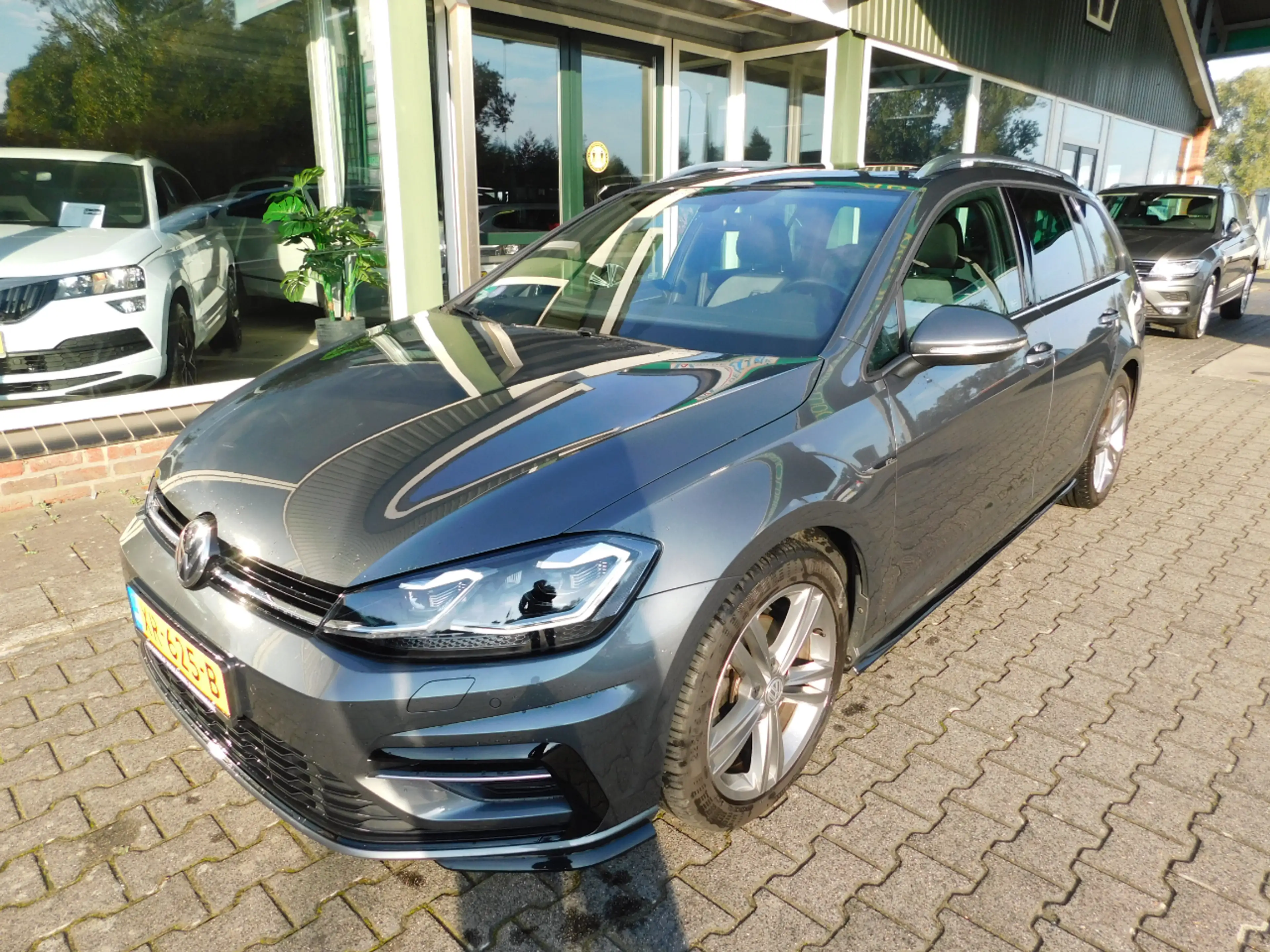 Volkswagen Golf Variant 1.5TSI 150PK R-LINE!! All-in Prijs! Trekhaak! NL! — photo 7