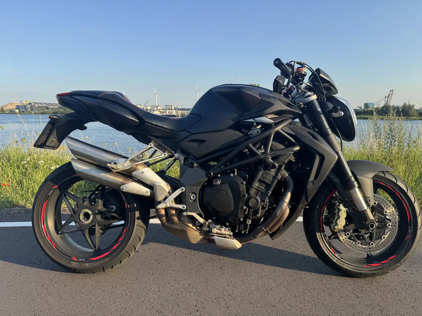 MV Agusta Brutale 920 | 131PK | 921cc | GROTE BEURT | ABS Zwart - 2