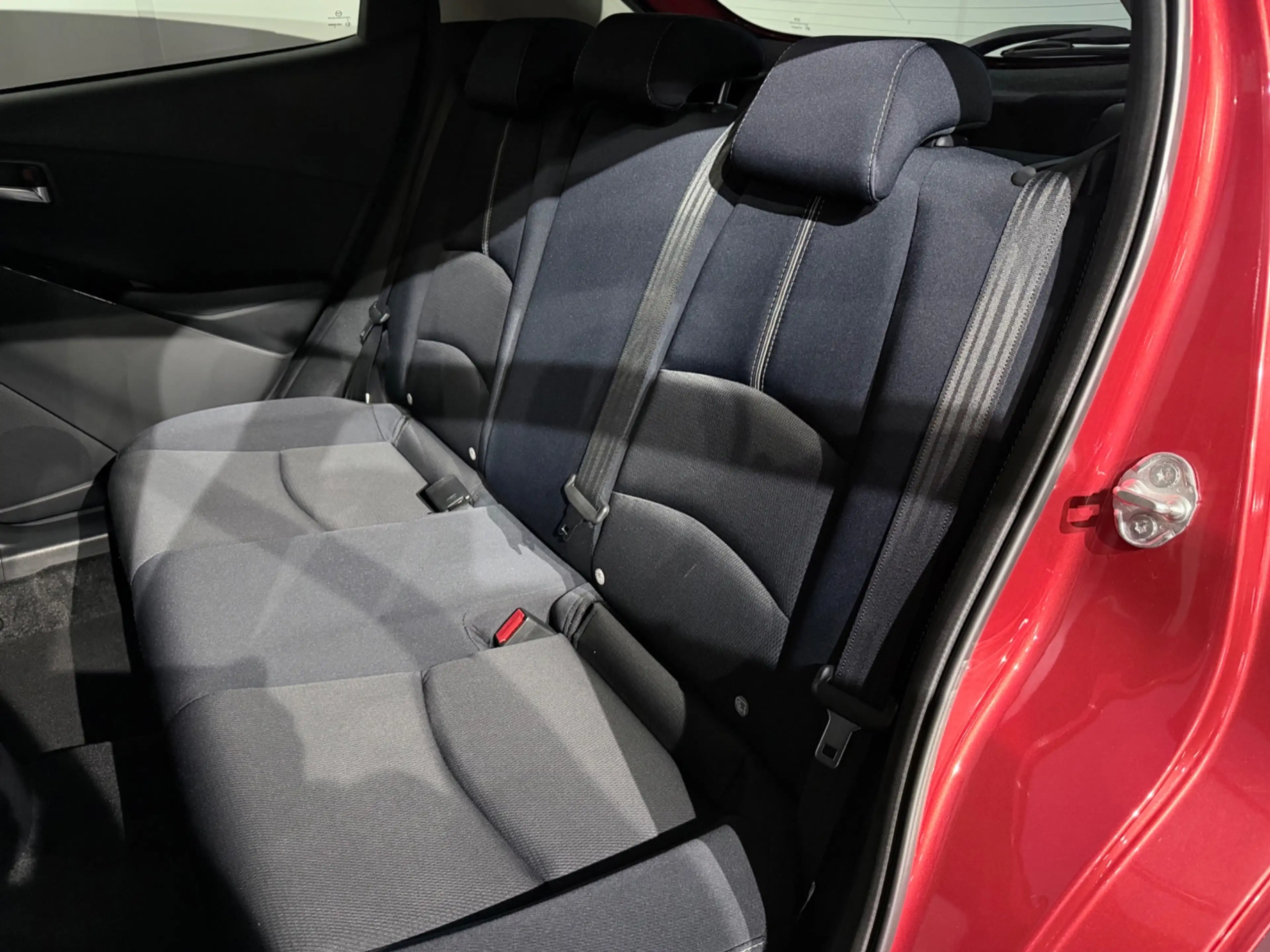 Mazda 2 1.5 Skyactiv-G Signature /Clima/Cruise/Keyless/Cam — photo 5