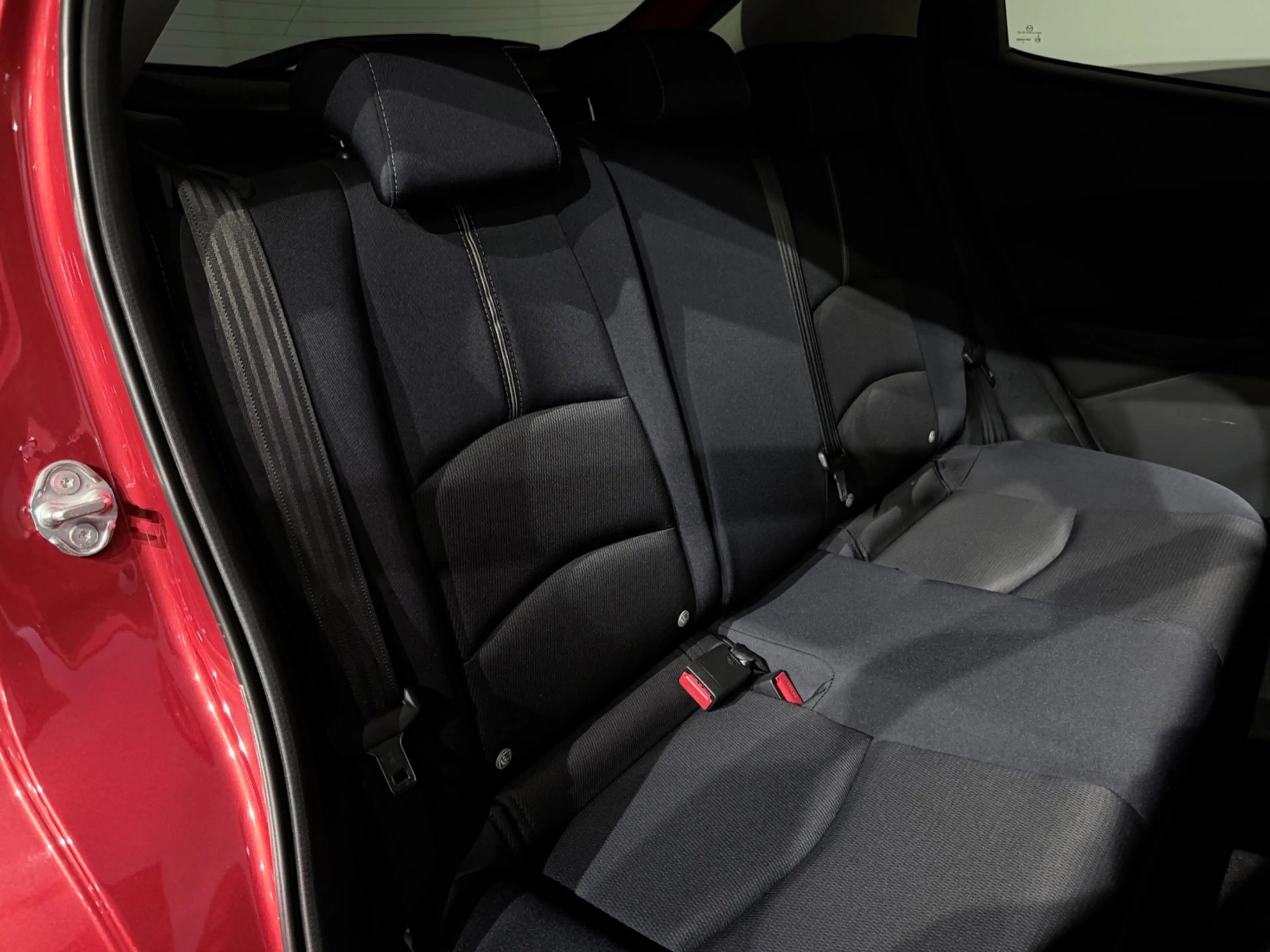 Mazda 2 1.5 Skyactiv-G Signature /Clima/Cruise/Keyless/Cam — photo 22