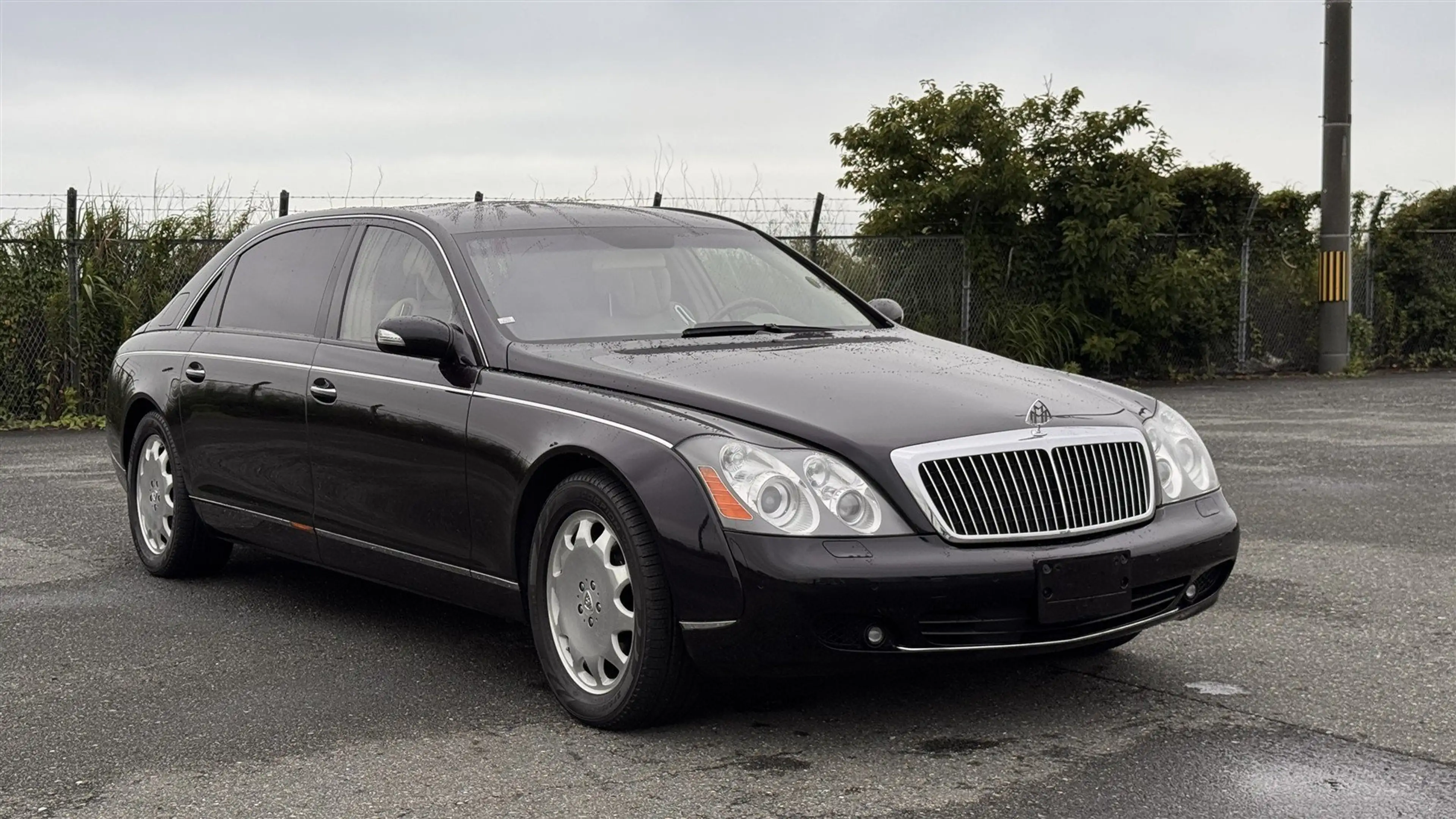 Maybach 62 Limousine mit Trennwand — photo 3
