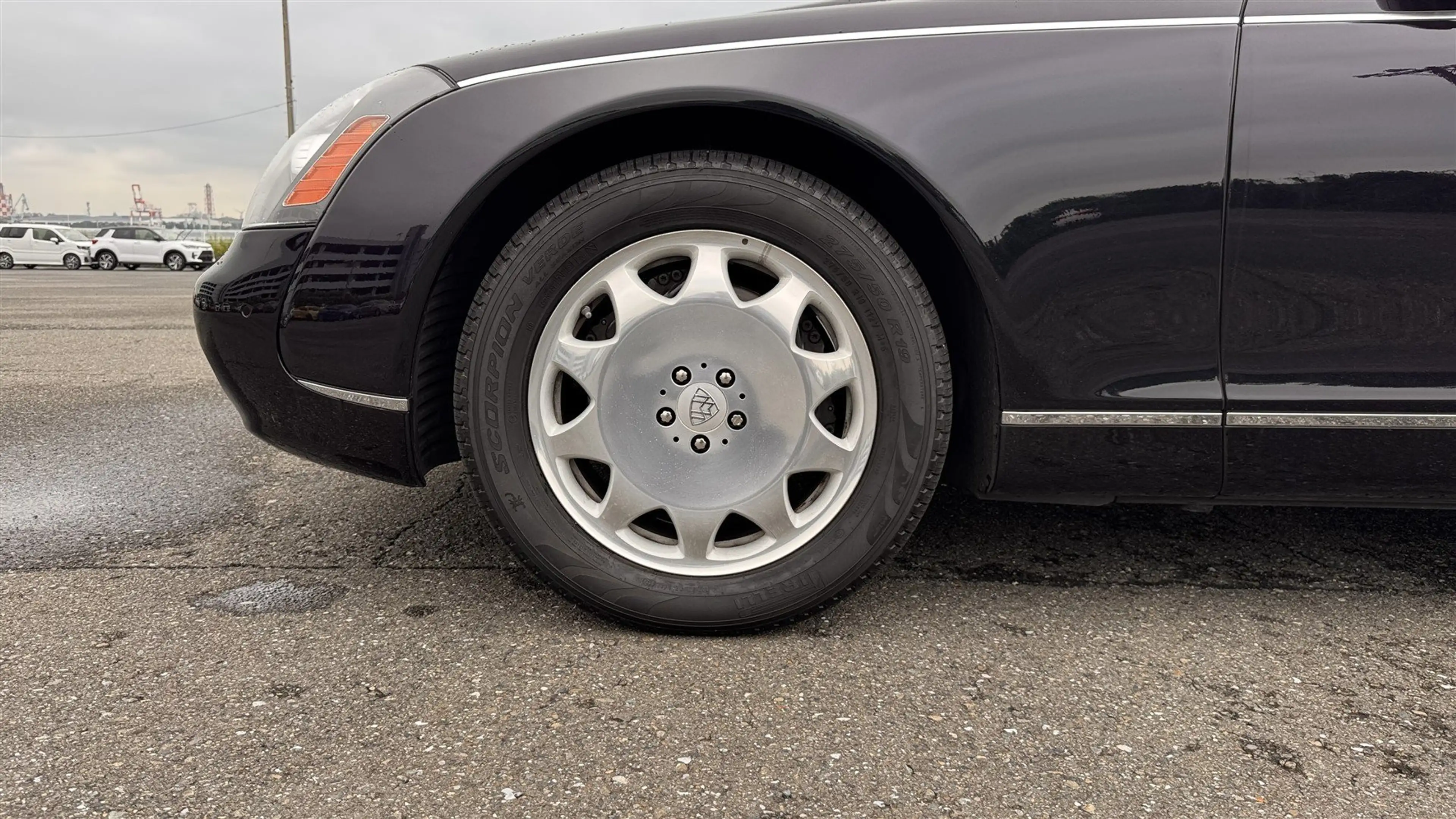 Maybach 62 Limousine mit Trennwand — photo 11