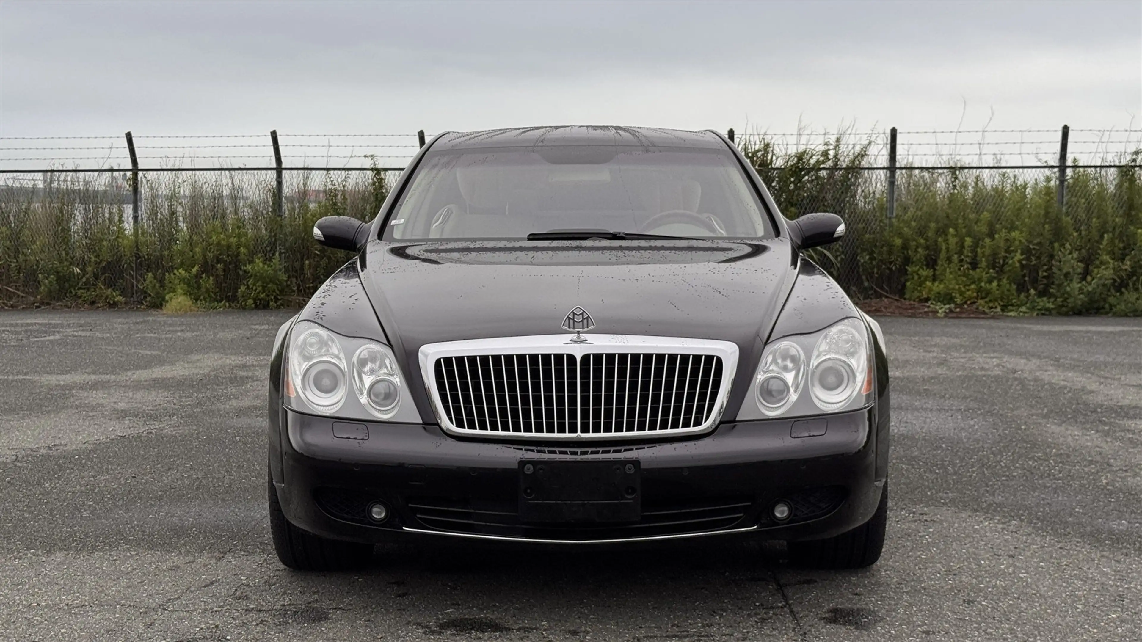 Maybach 62 Limousine mit Trennwand — photo 2