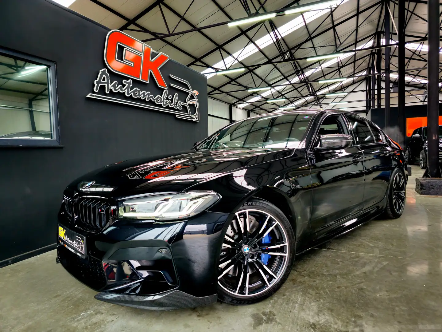 BMW M5 CS Look // PACK PERFORMANCE // CARBONE Zwart - 1