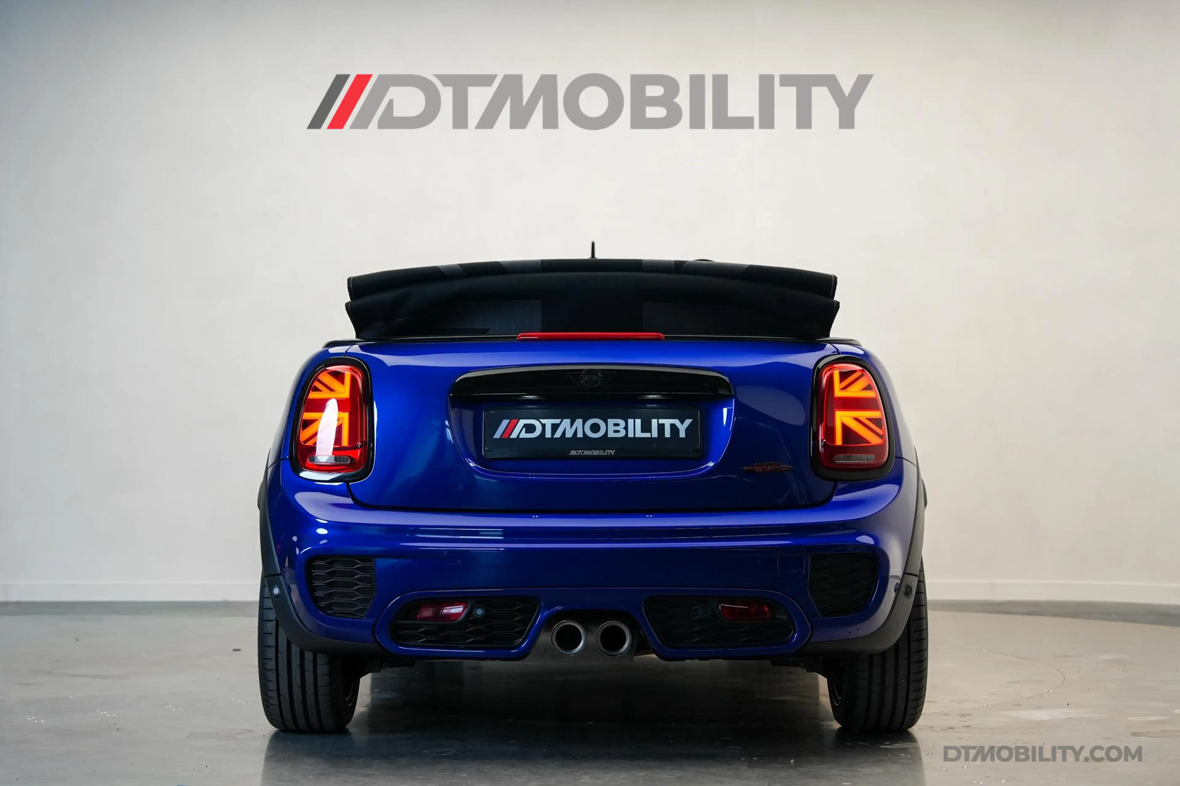 MINI John Cooper Works Cabrio 2.0 | Martini Racing | — photo 7