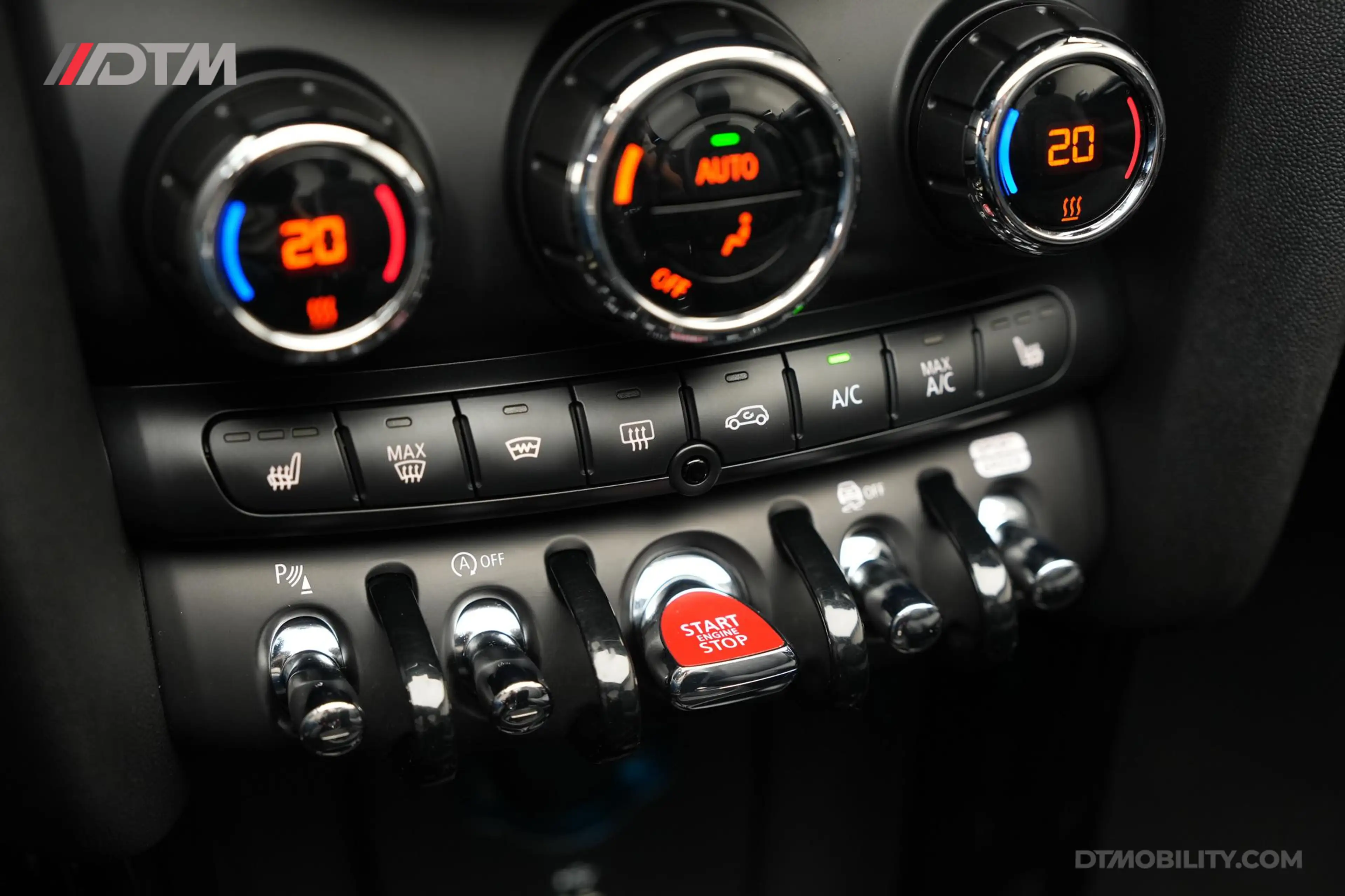 MINI John Cooper Works Cabrio 2.0 | Martini Racing | — photo 37