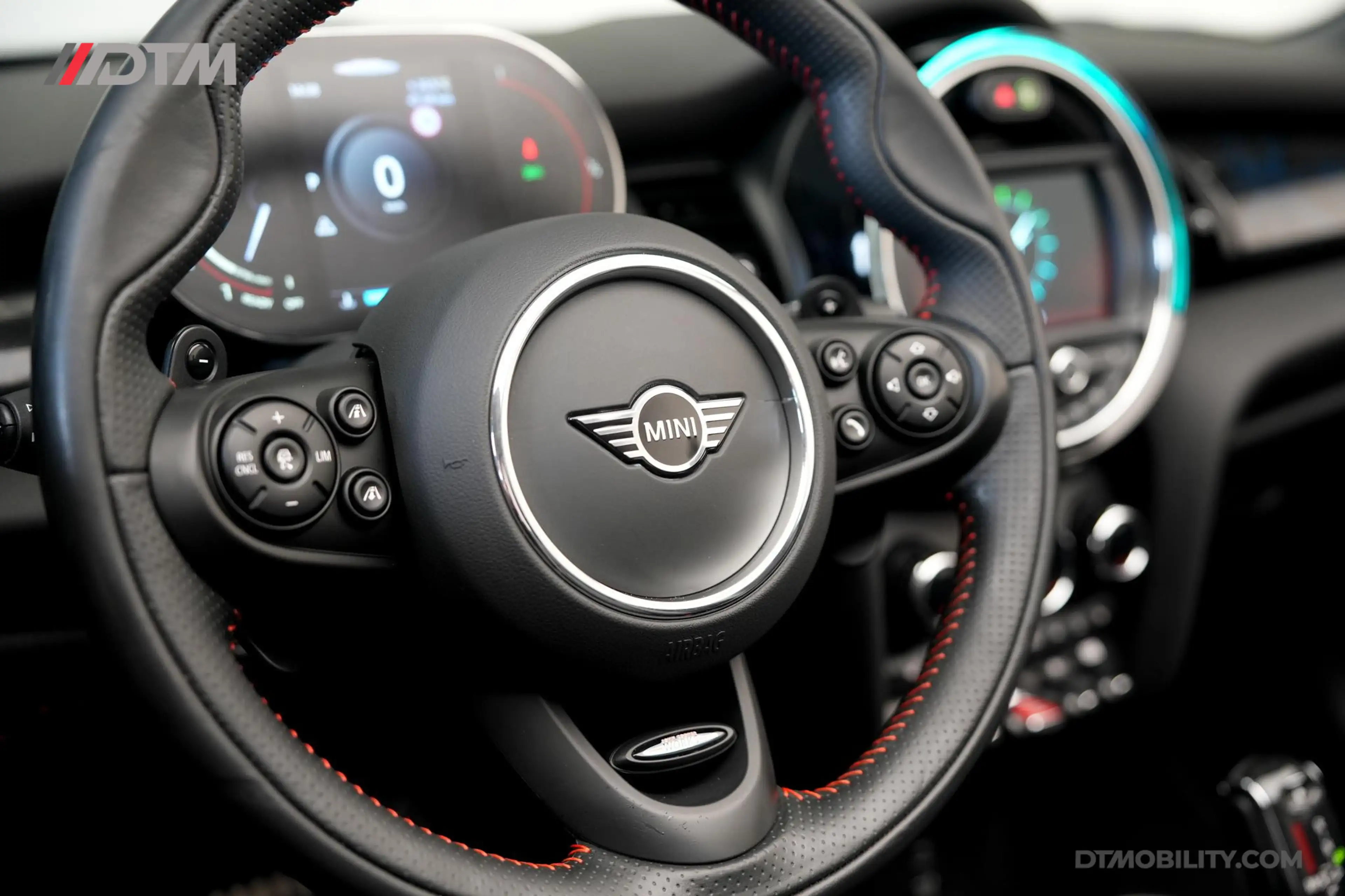 MINI John Cooper Works Cabrio 2.0 | Martini Racing | — photo 27