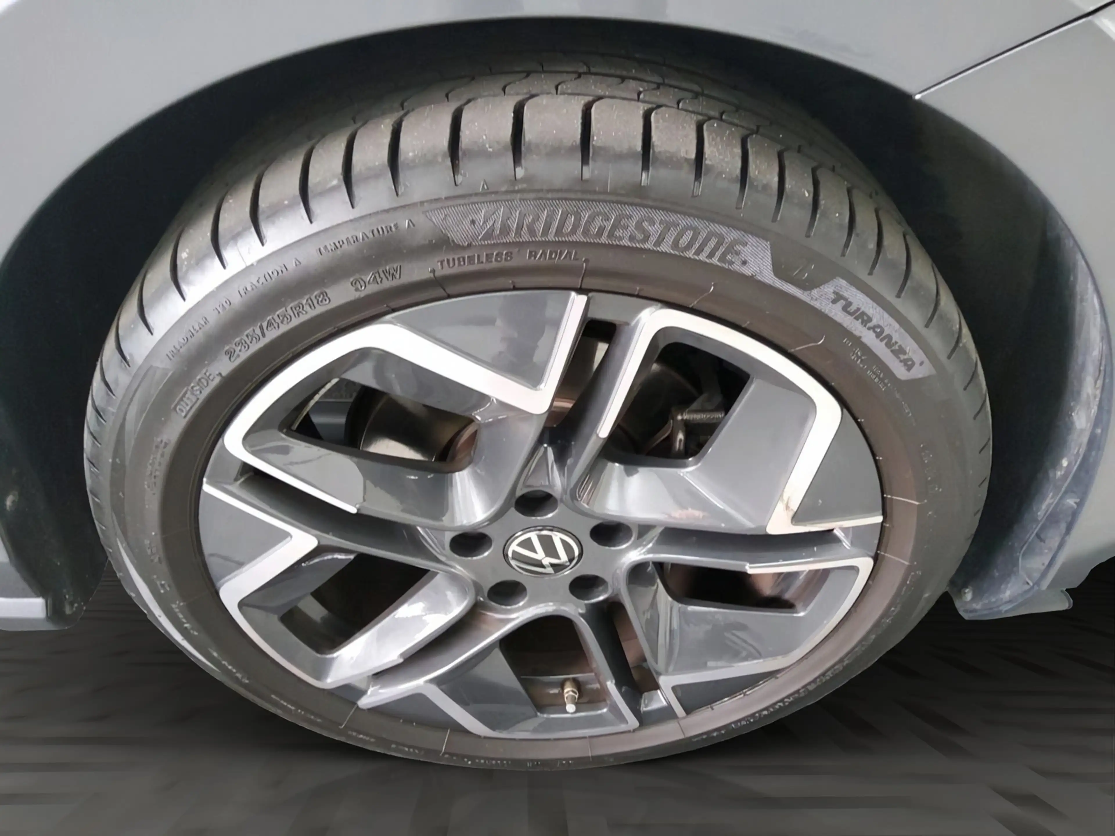 Volkswagen Passat Variant 1.5 eTSI Business DSG LED+AHK+ACP — photo 4