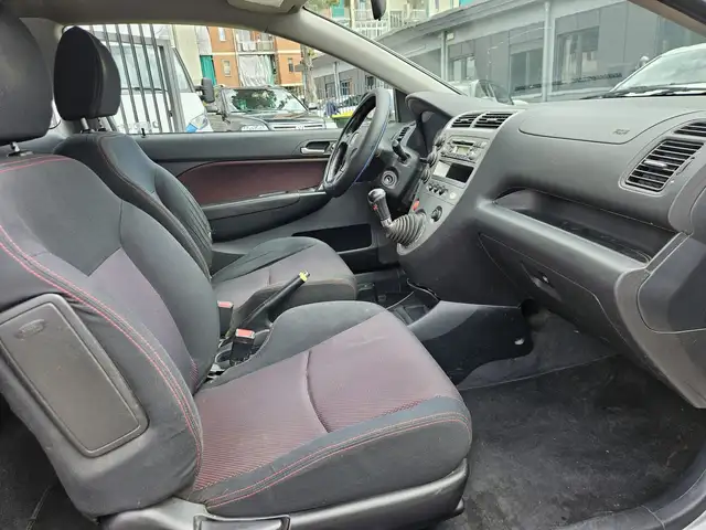 Honda Civic view 9