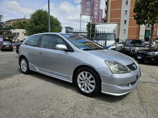 Honda Civic view 2