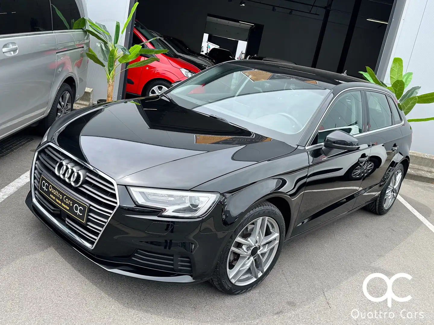 Audi A3 Sportback 1.5 TFSI 150 CH - Car play - Beau look Negro - 1
