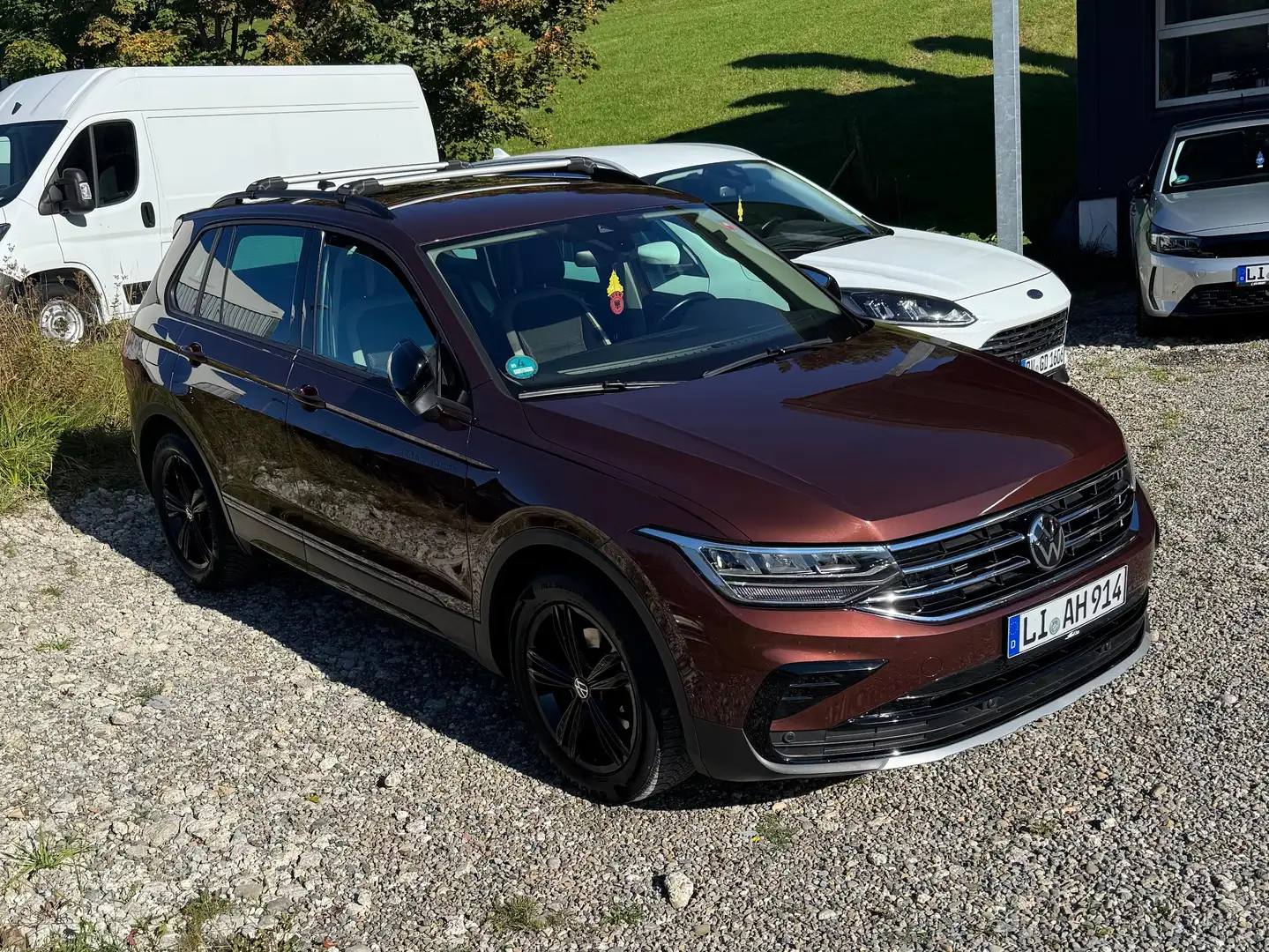 Volkswagen Tiguan Tiguan 2.0 TDI SCRURBAN SPORT Brun - 1