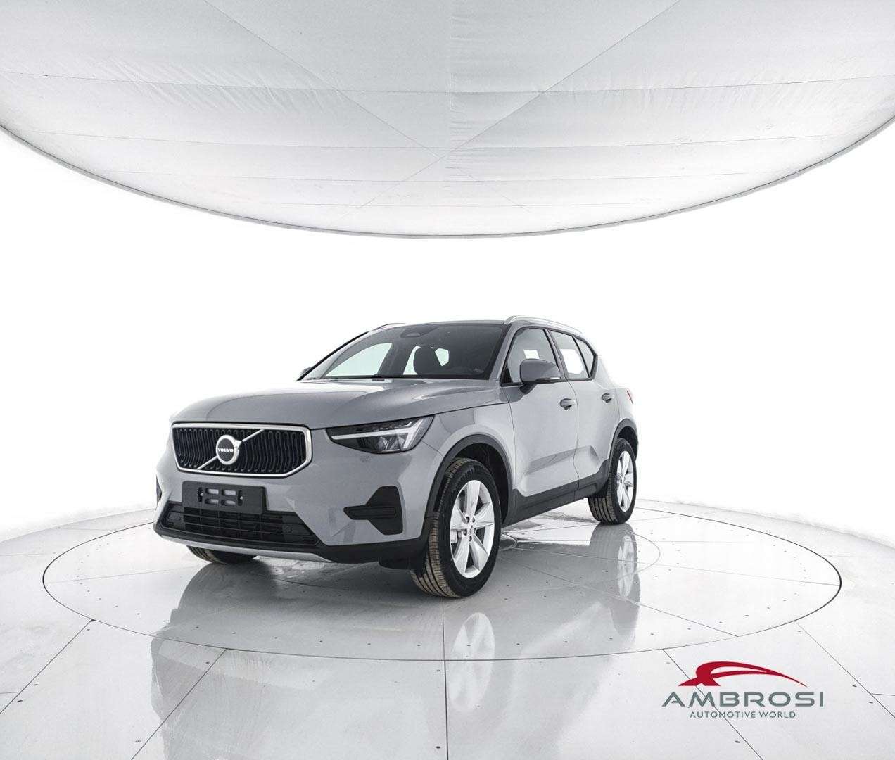 Volvo XC40 2026