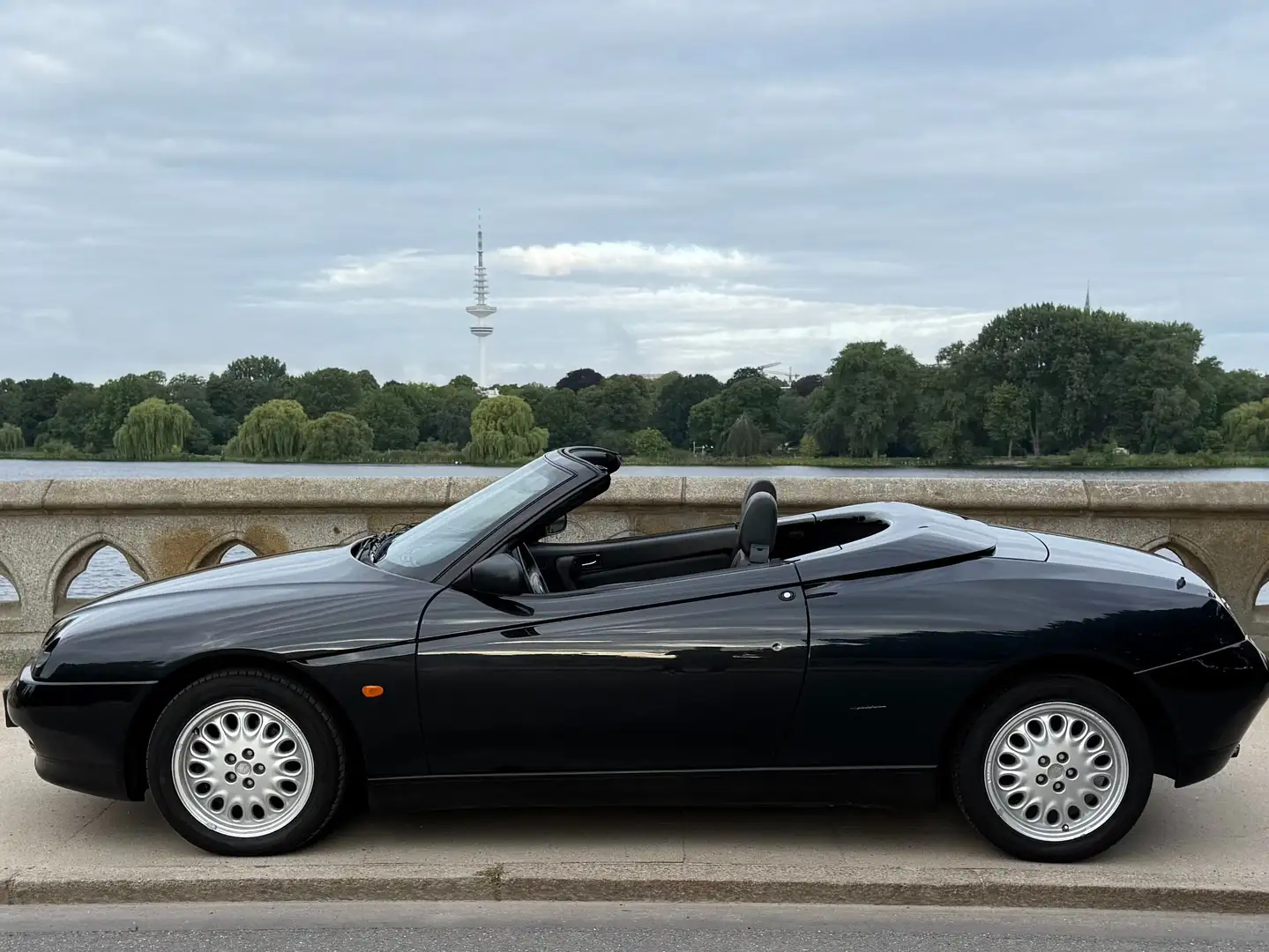 Alfa Romeo Spider Spider 3.0 V6 2.Hand, Originalzustand Noir - 1