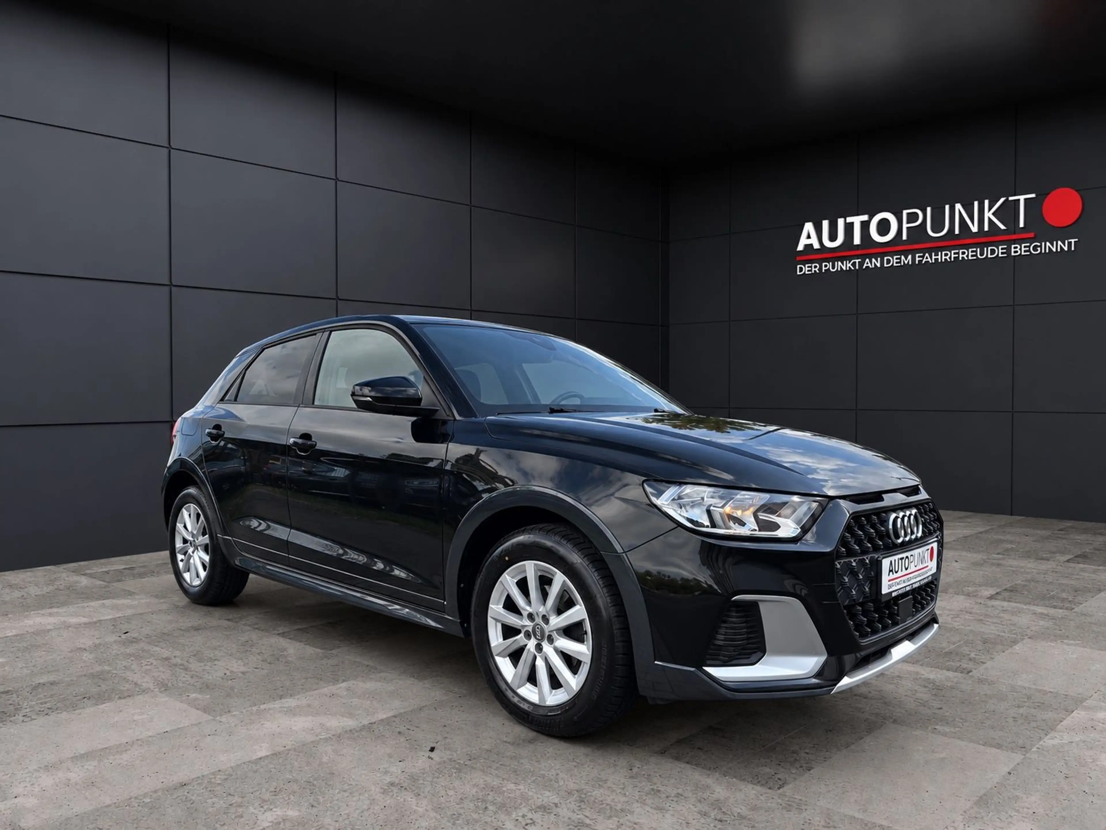 Audi A1 CITYCARVER 30 TFSI AUT. VIRTUELLTACHO SHZ PDC — photo 4