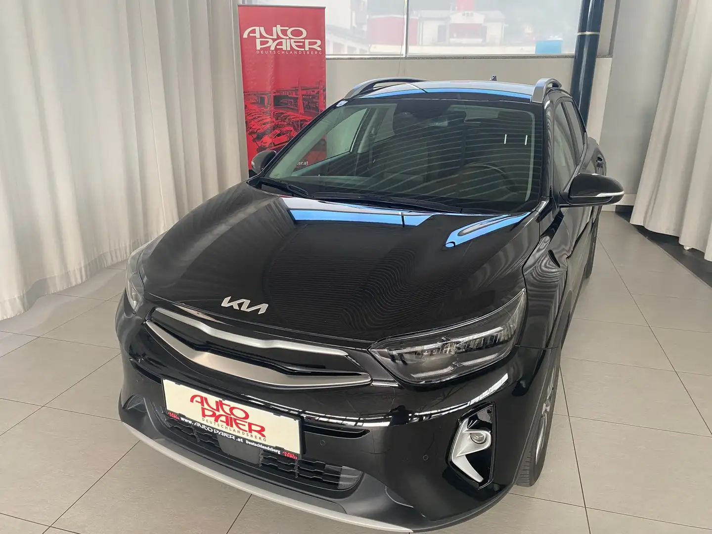 Kia Stonic 1,0 TGDI GPF ISG Gold DCT Aut. Schwarz - 1