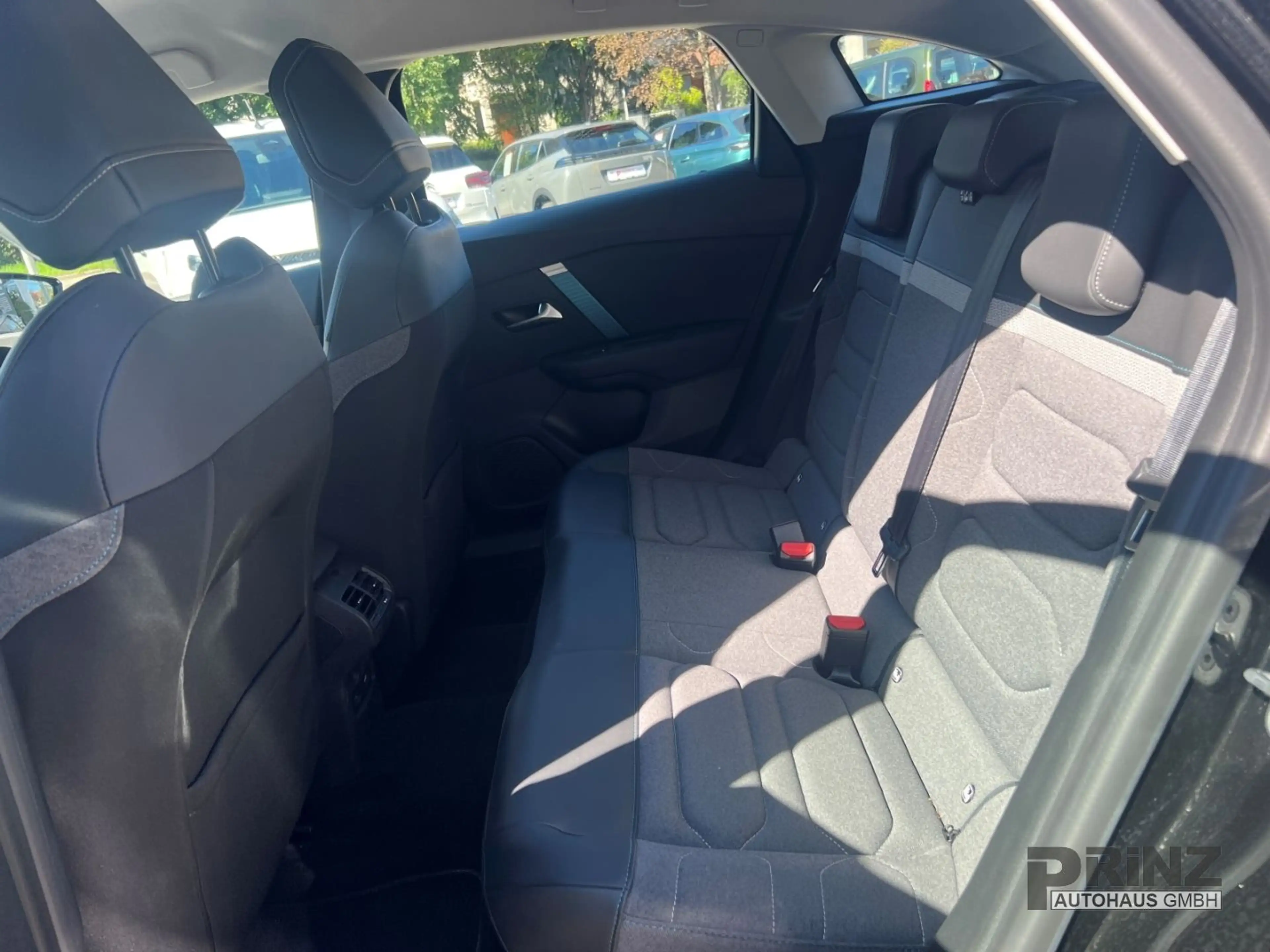 Citroen C4 E- Feel Pack *1.Hand *Sitzhzg. *Navi *Kamera — photo 11