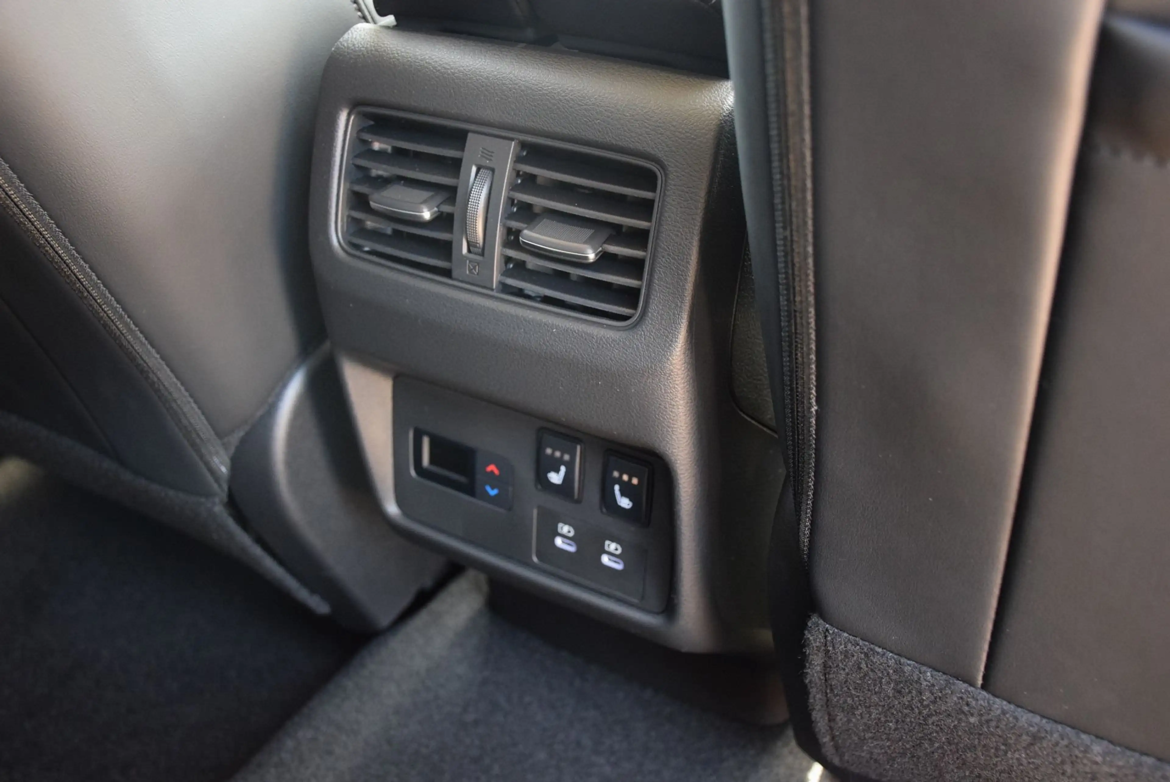 Nissan X-Trail e-POWER Tekna+ — photo 7
