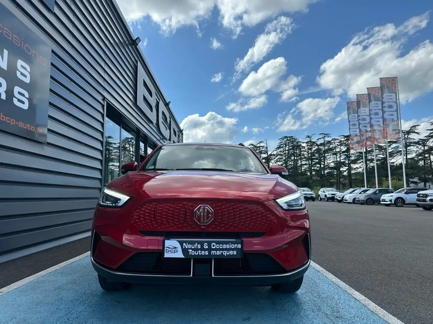 MG ZS EV 177CH - 51KWH LUXURY Rouge - 2