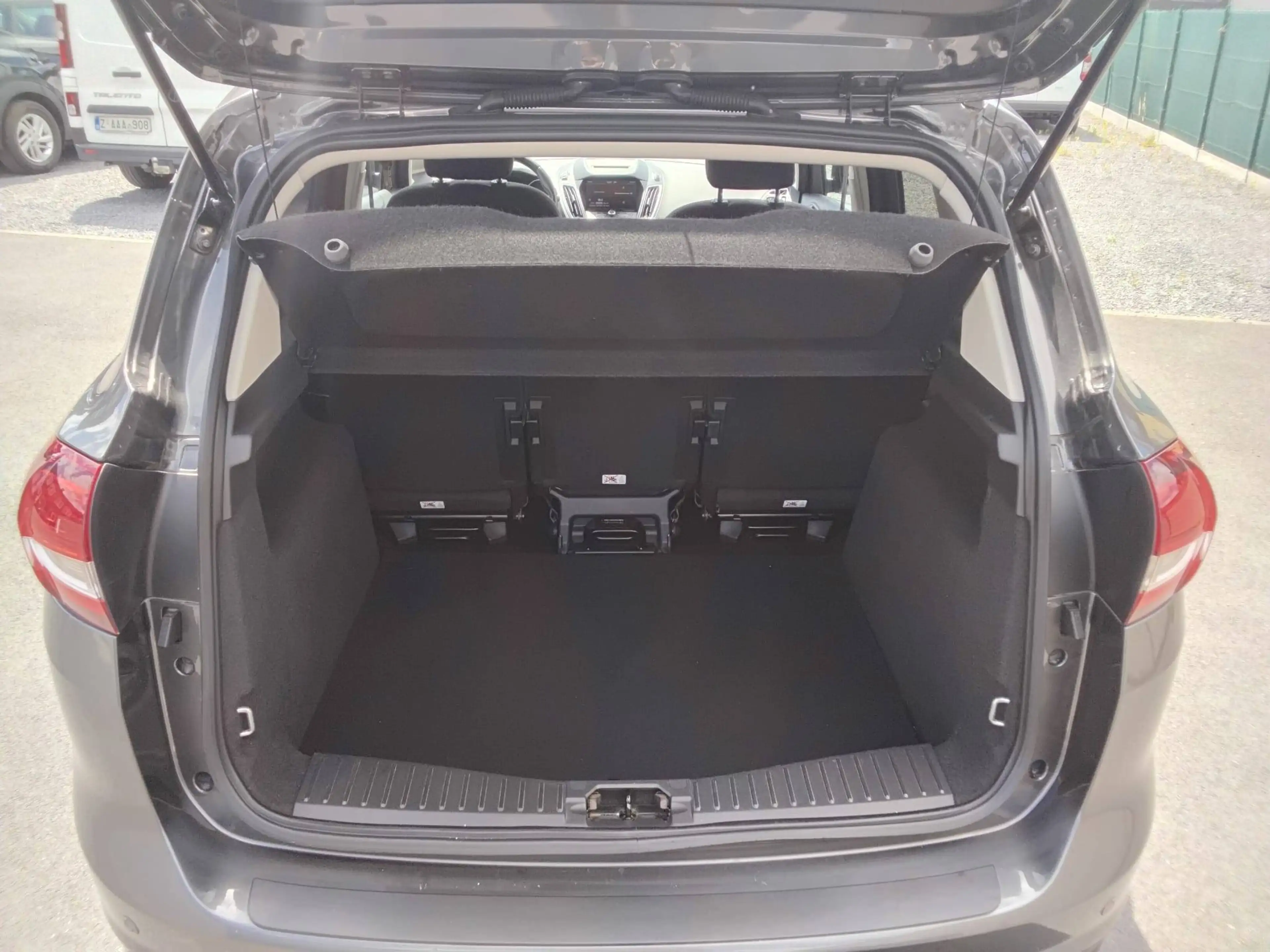 Ford C-Max 1.0 EcoBoost  NAVI PARKHULP V&A TREKHAAK AIRCO  CRUISE — photo 11