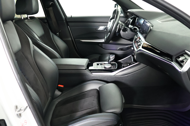 BMW 330 3-serie 330e M-Sport Panorama / Opendak / Pilot as — photo 11