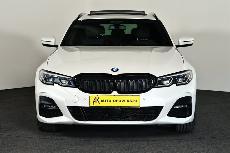 BMW 330 3-serie 330e M-Sport Panorama / Opendak / Pilot as — photo 8