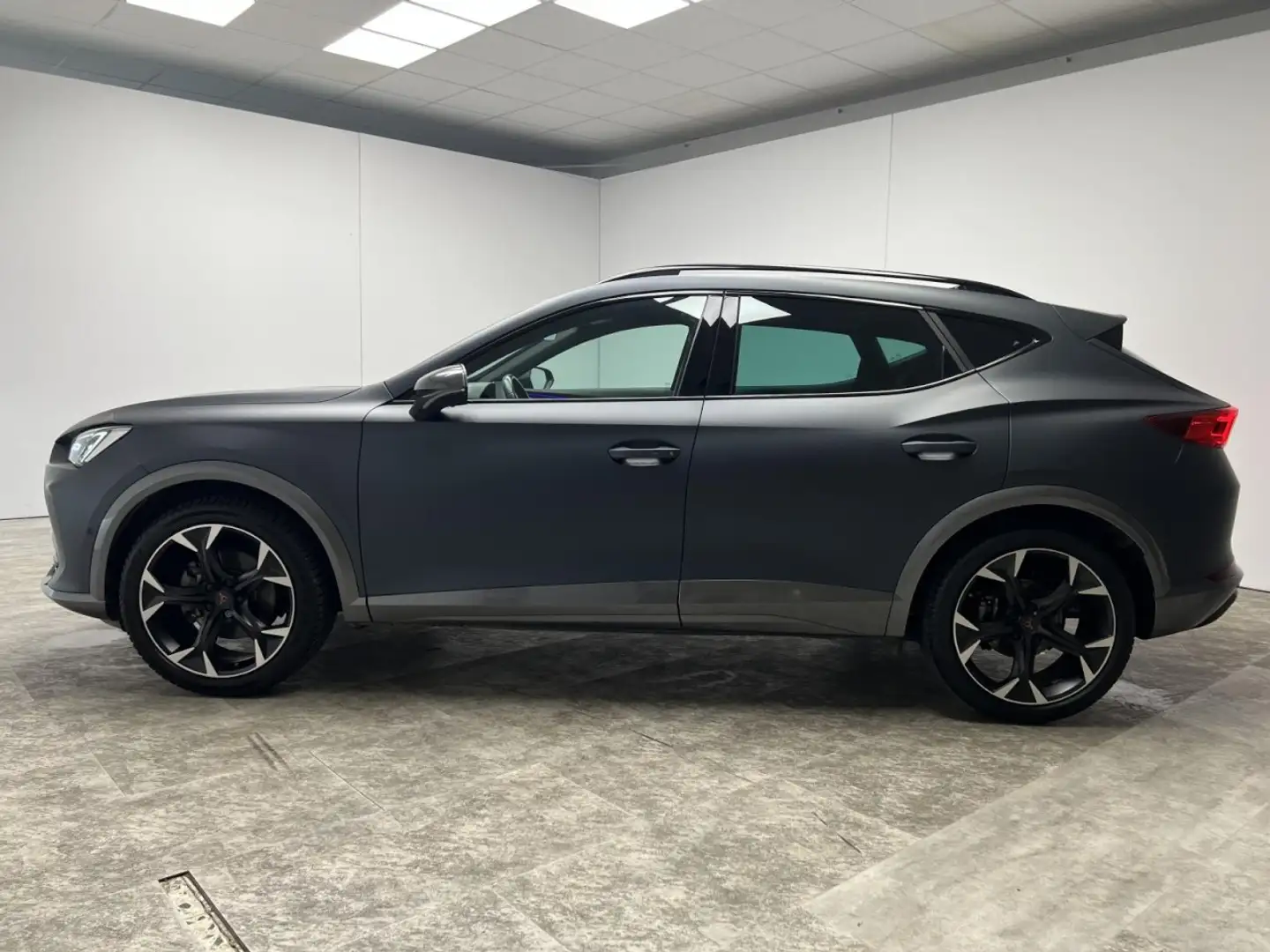 CUPRA Formentor 1.5 TSI DSG Leder+Kamera Klima Navi Leder Gris - 2