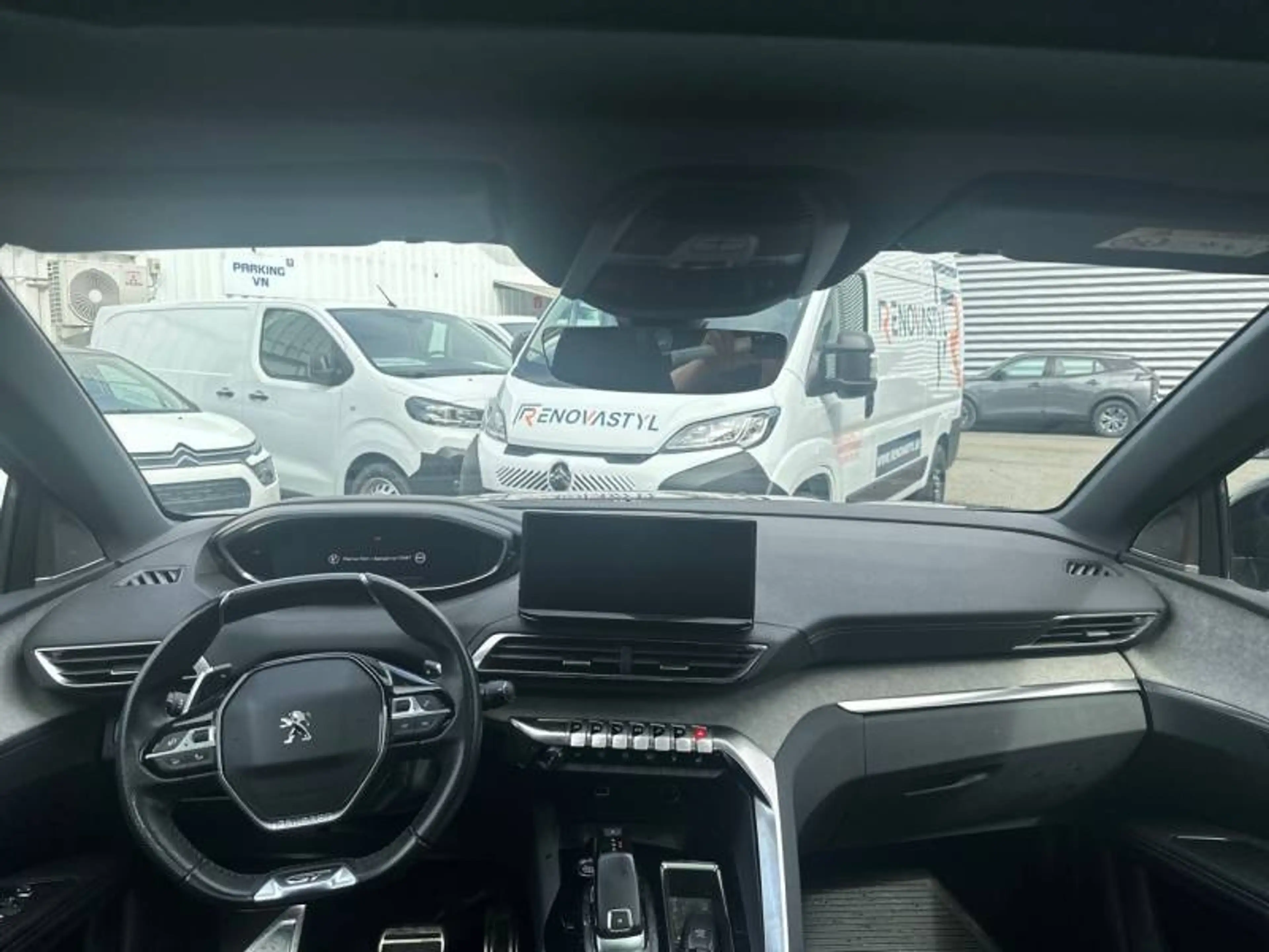 Peugeot 3008 2 1.5 BlueHDi 96kW S&S EAT8 Pack GT — photo 8