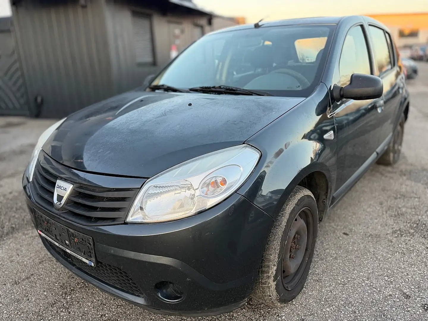 Dacia Sandero Grau - 2