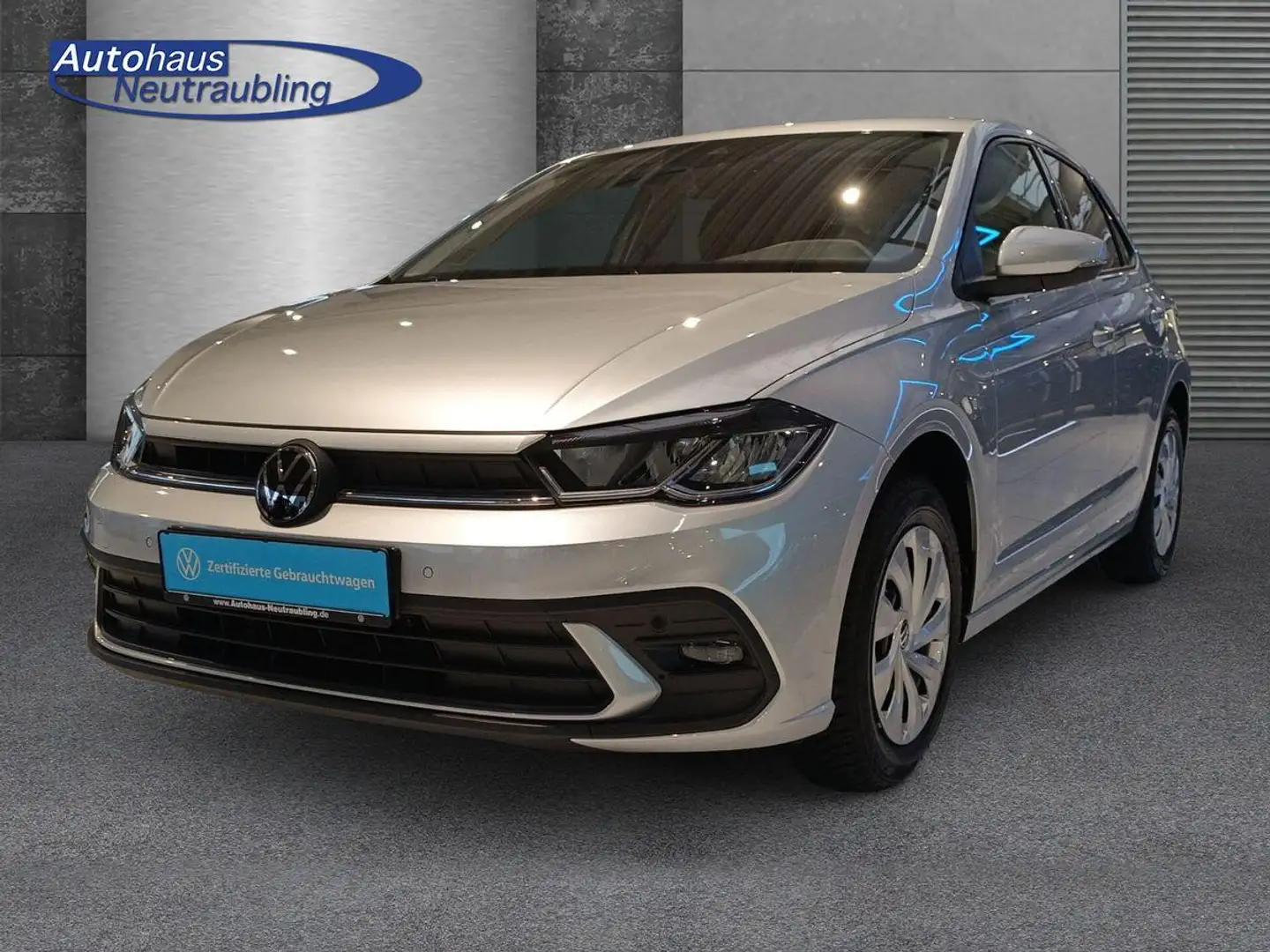 Volkswagen Polo 1.0i "LIFE" 80 PS +NAVI+KLIMA+SHZ+ Silber - 2