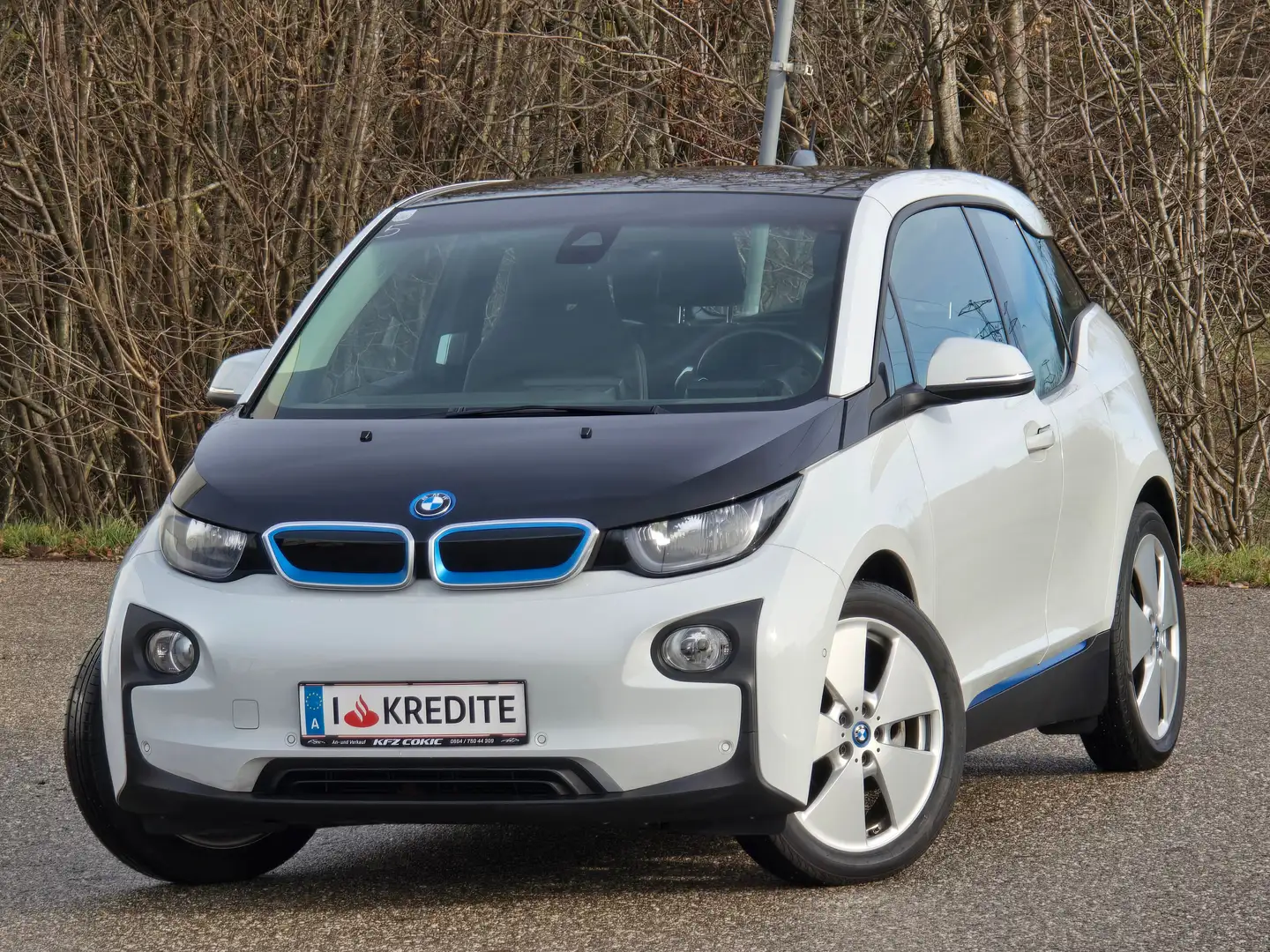 BMW i3 Basis Top* Kredit* Elektro* Wenig KM* Automatik* Weiß - 1