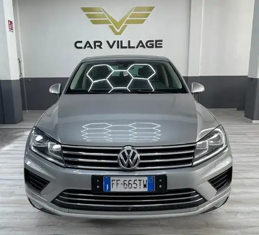 Volkswagen Touareg 3.0 TDI 262 CV tip. BlueMotion Technology Executiv