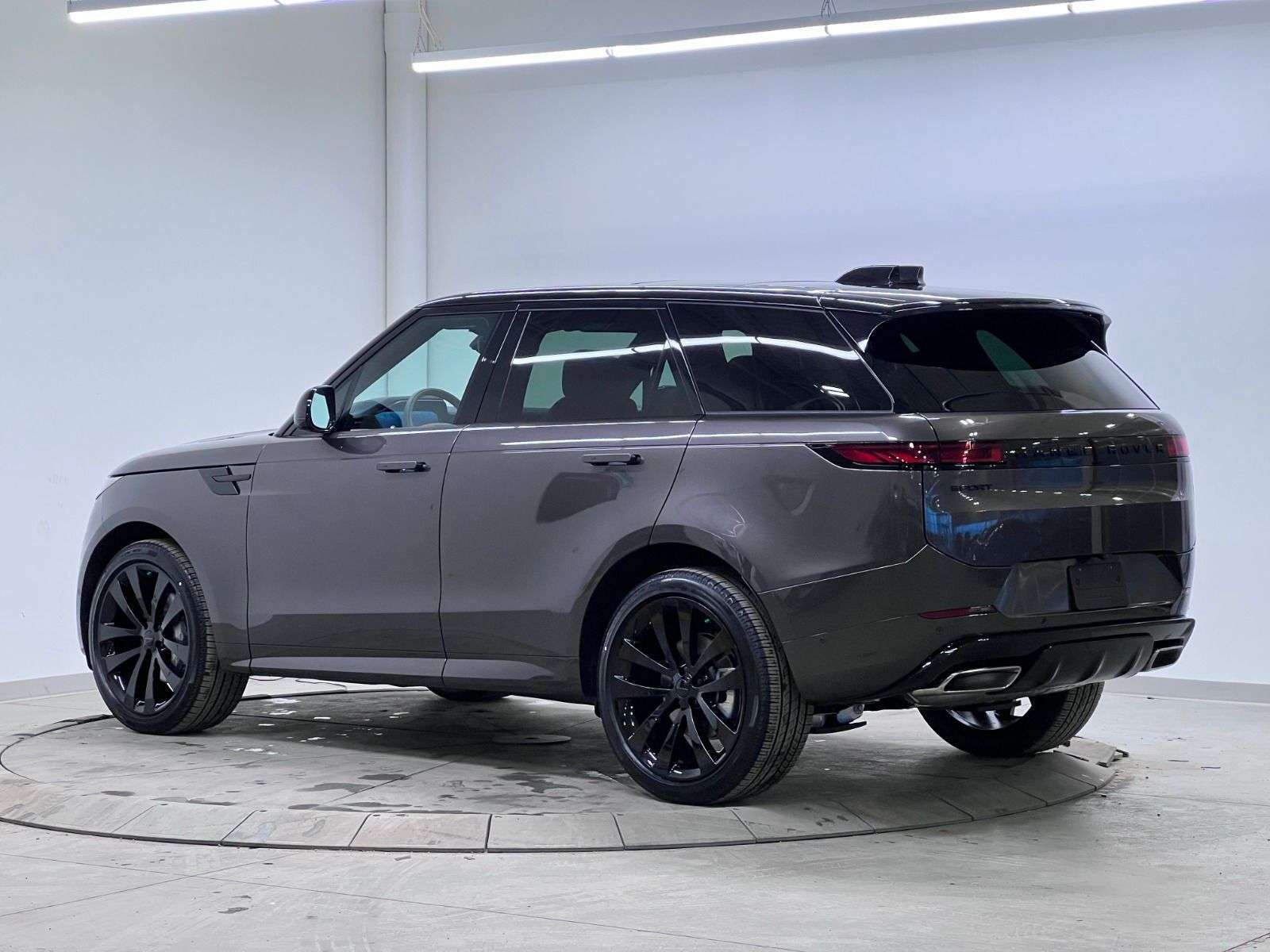 2026 Land Rover Range Rover Sport P400 DYNAMIC HSE thumb 8