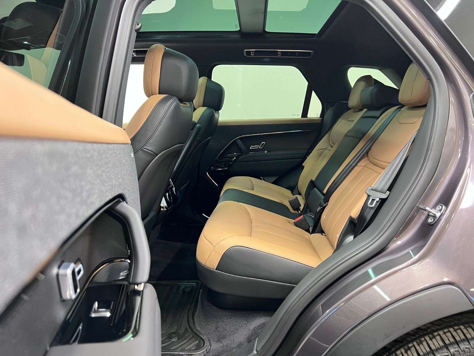 2026 Land Rover Range Rover Sport P400 DYNAMIC HSE thumb 22