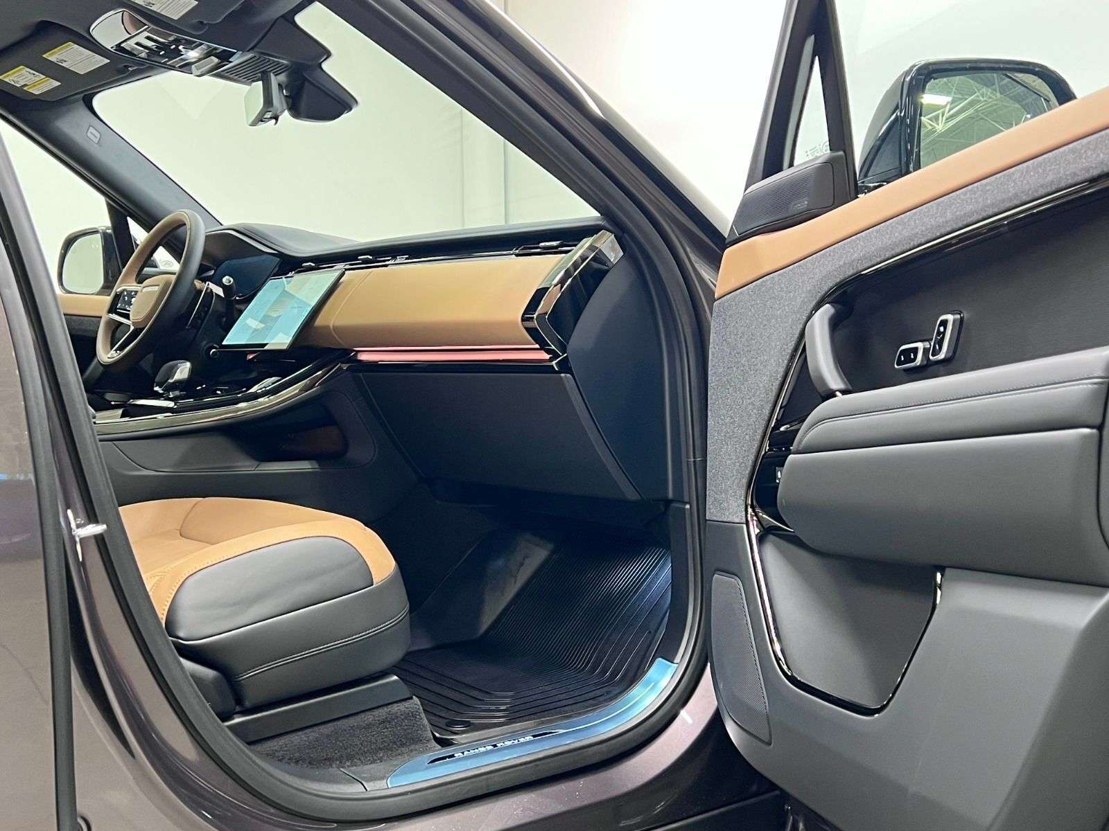 2026 Land Rover Range Rover Sport P400 DYNAMIC HSE thumb 23
