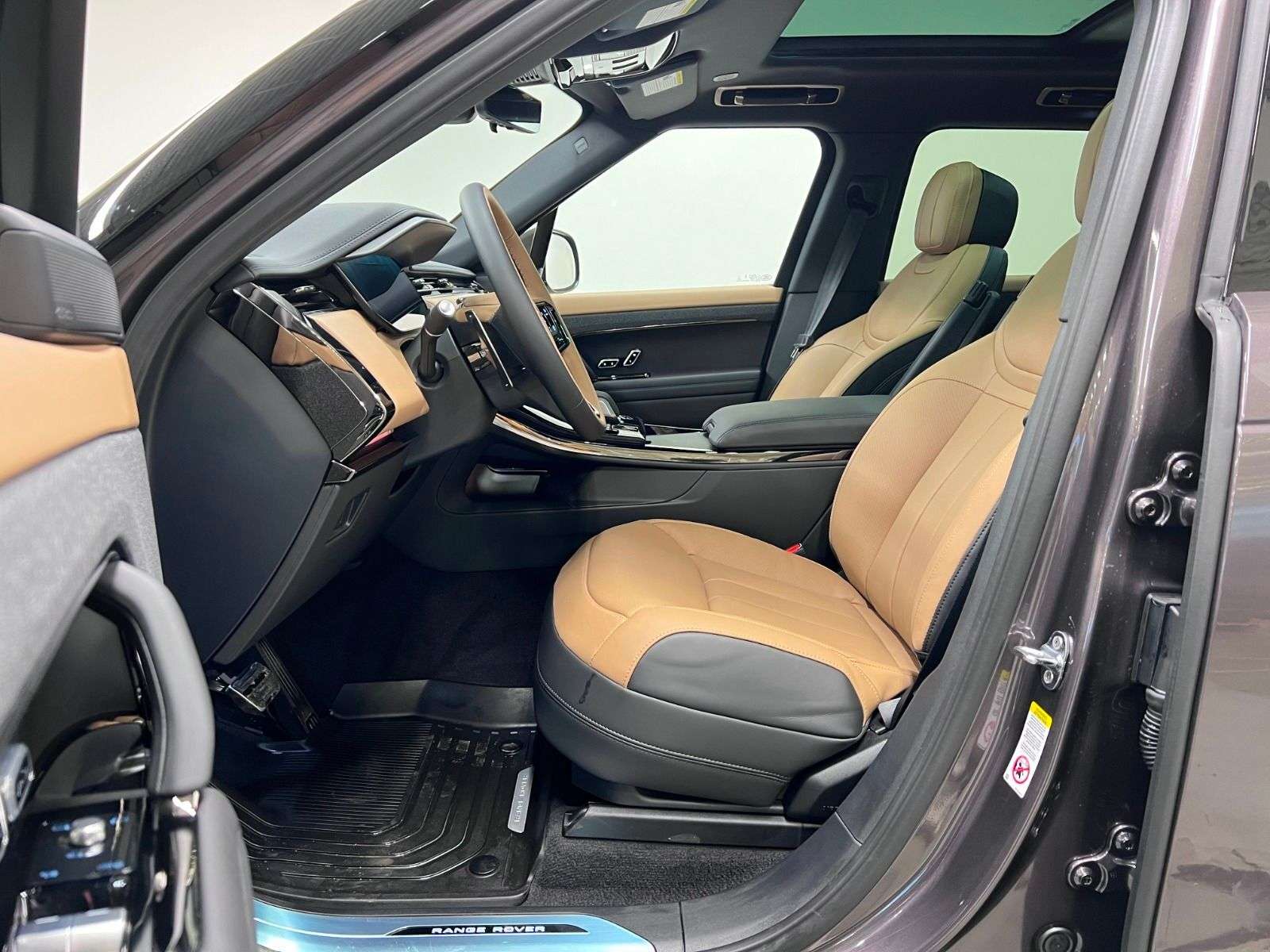 2026 Land Rover Range Rover Sport P400 DYNAMIC HSE thumb 34