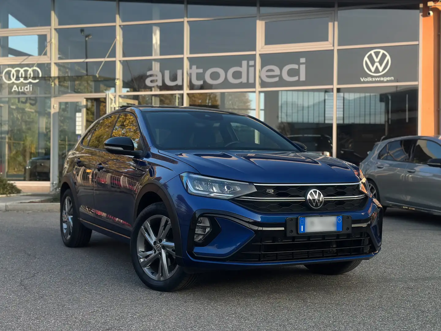 Volkswagen Taigo 1.0 tsi R-Line 110cv Blu/Azzurro - 2