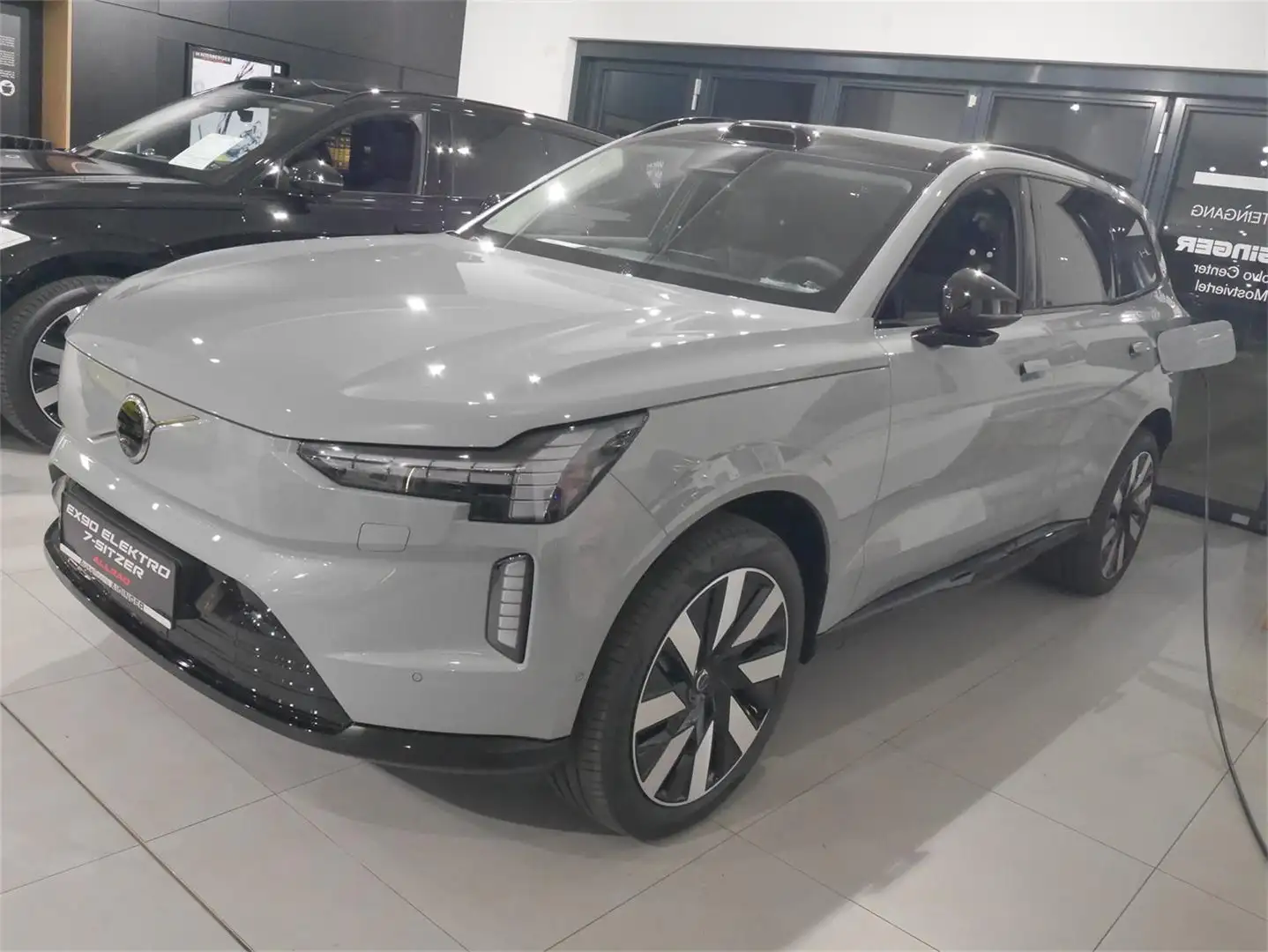 Volvo EX90 Twin Motor Ultra Grau - 1